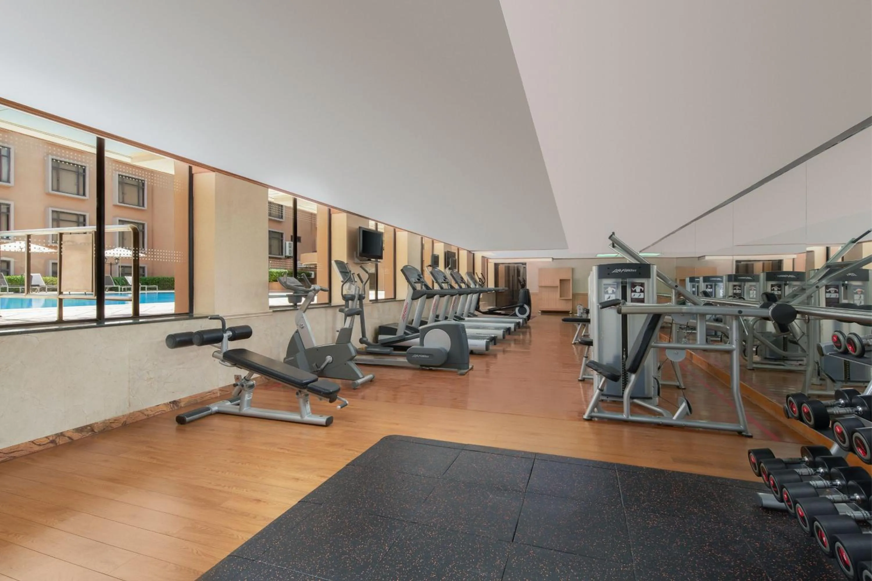 Fitness centre/facilities in Sheraton Guilin Hotel