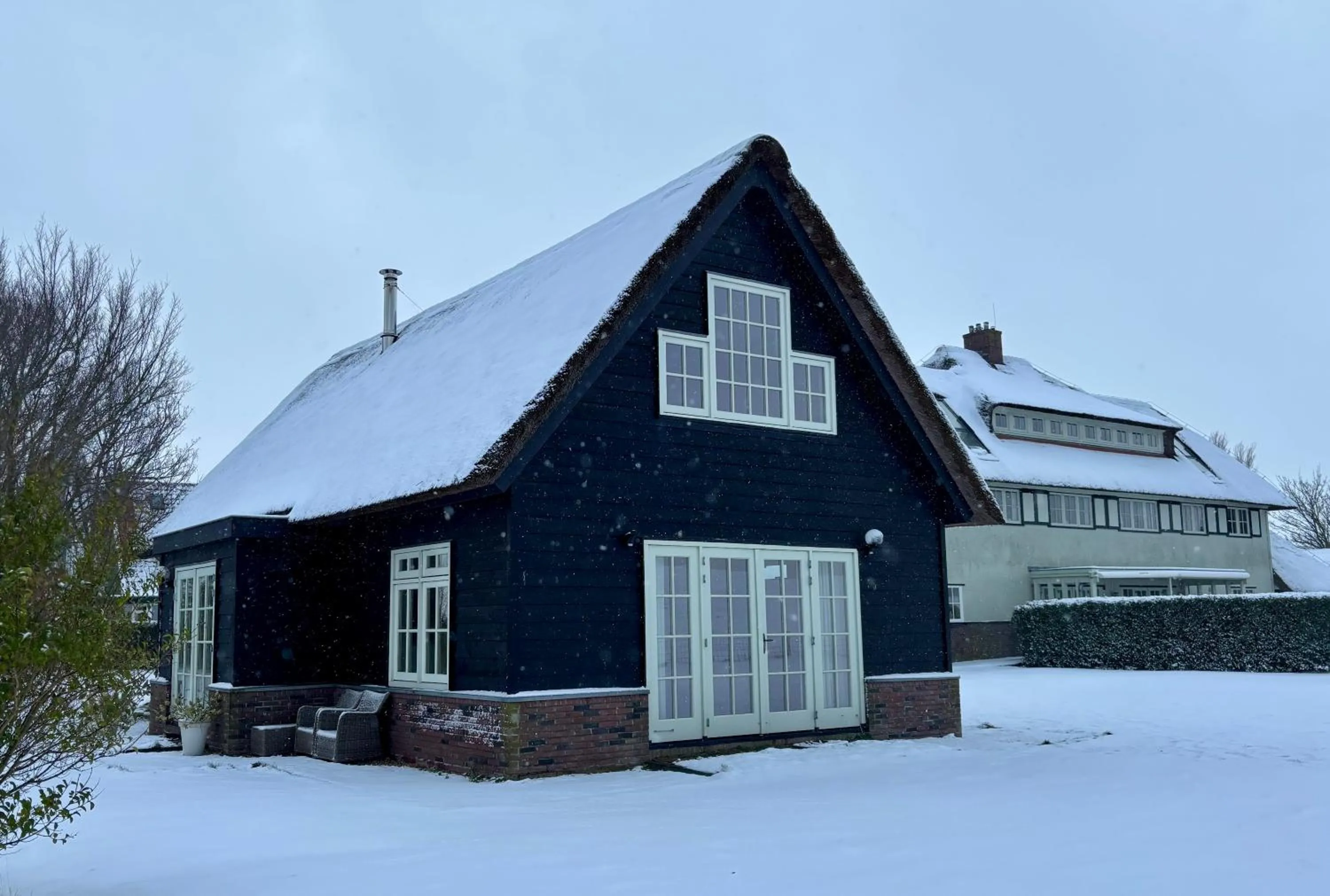 Property building in Villa Nieuwland B&B