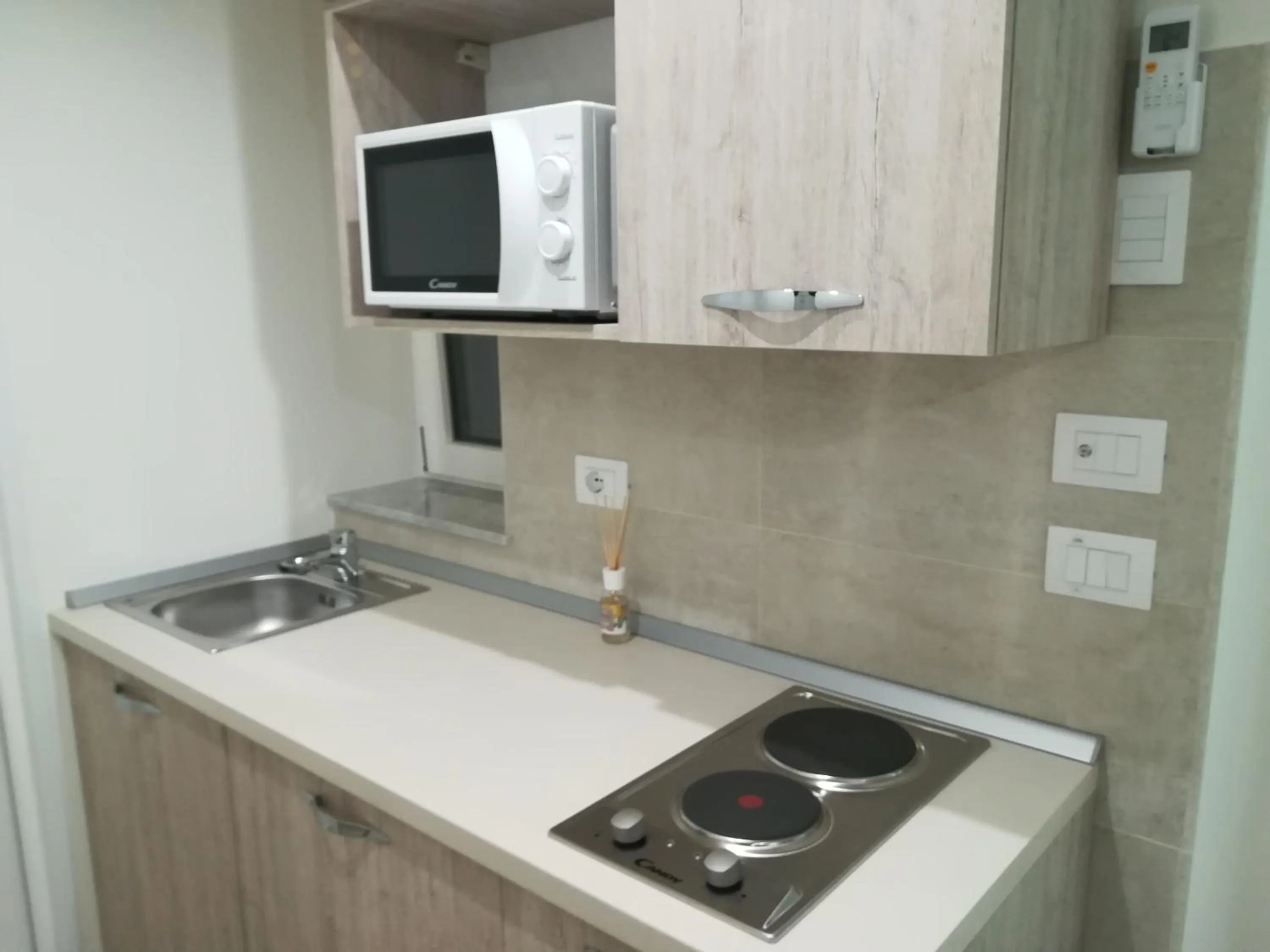 Kitchen or kitchenette in Guest House B&B Via Marina