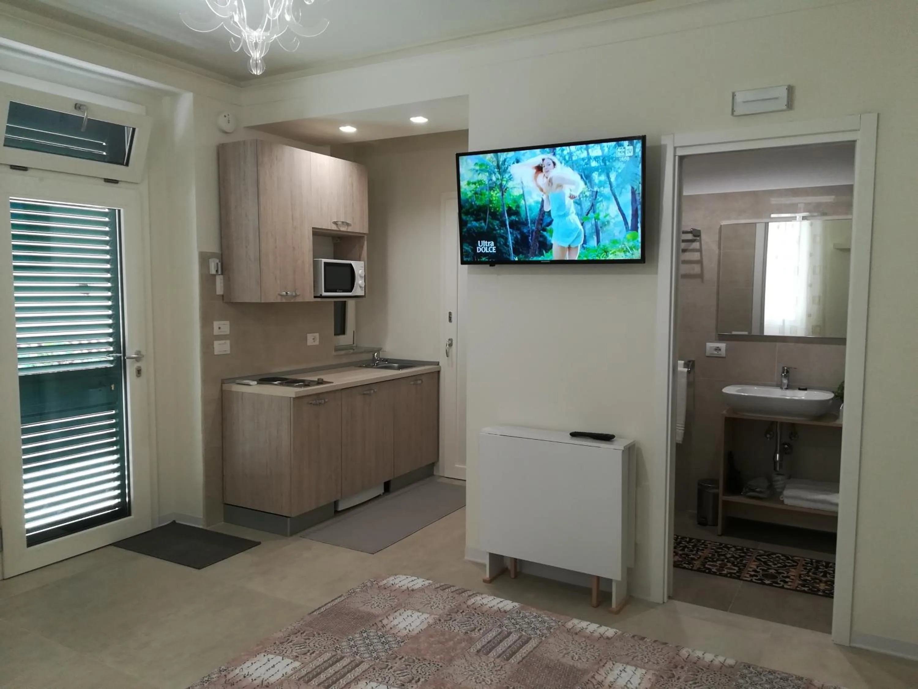 Shower in Guest House B&B Via Marina