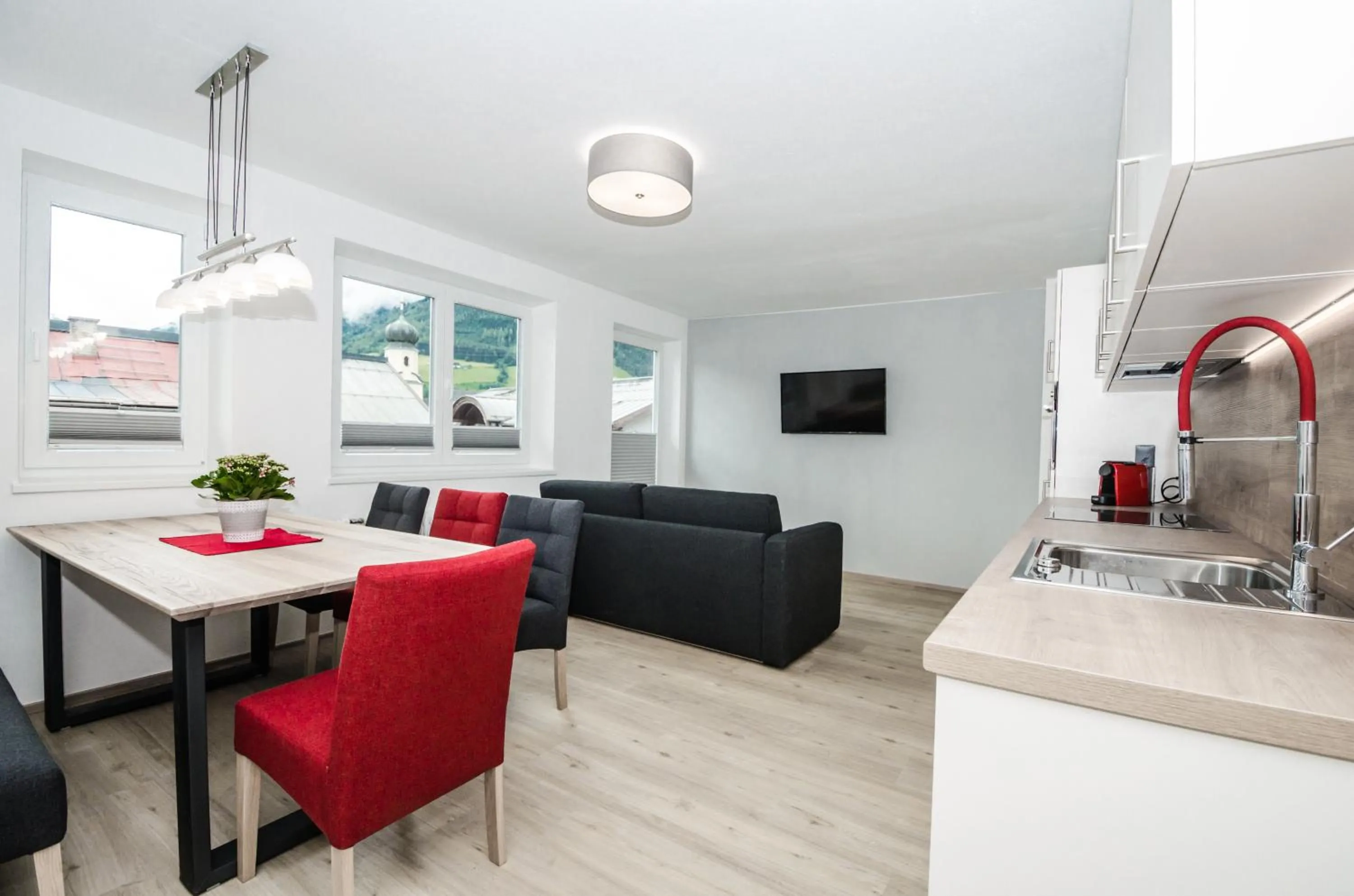 Photo of the whole room in Appart-Pension Schnöll