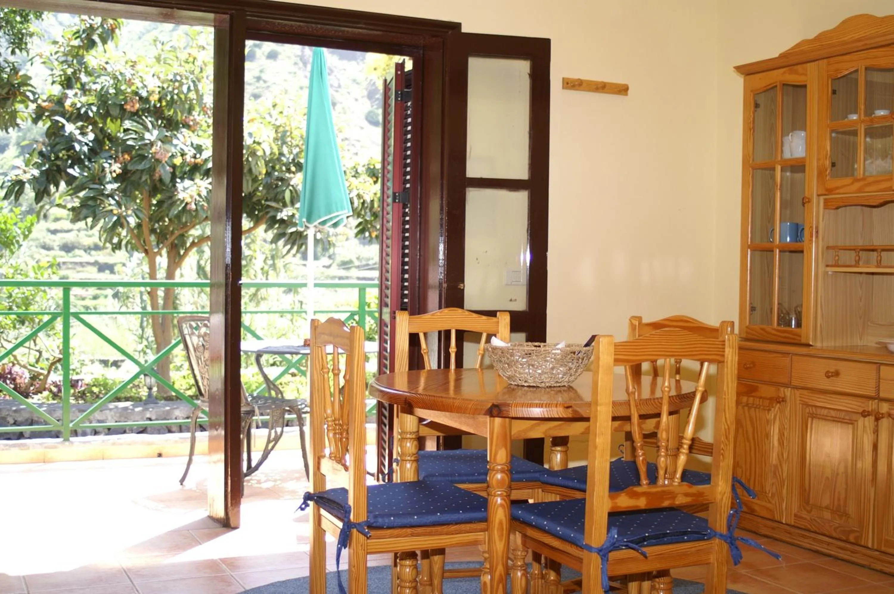 Restaurant/places to eat in Finca Piñero