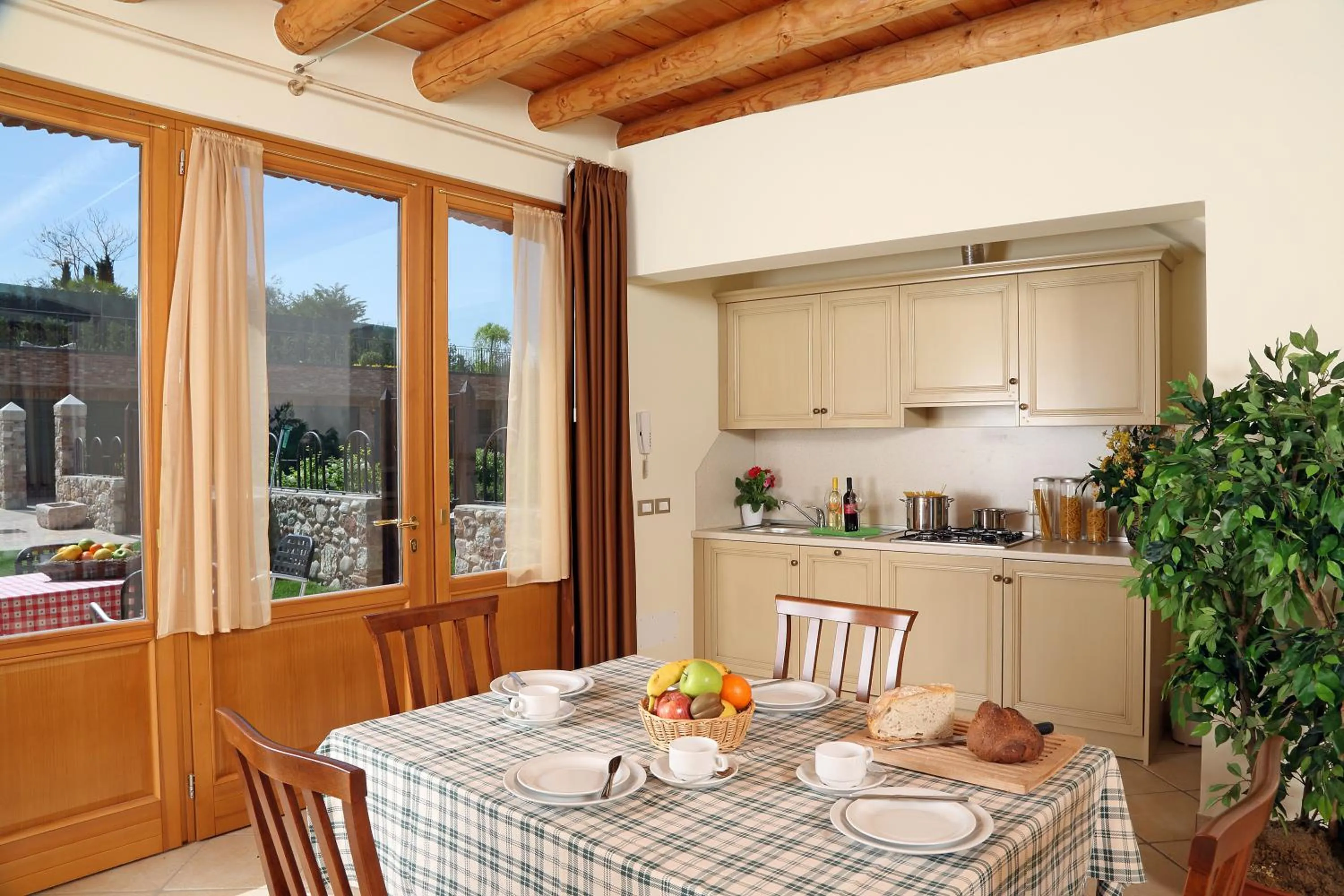 Kitchen or kitchenette in Residence Borgo Mondragon