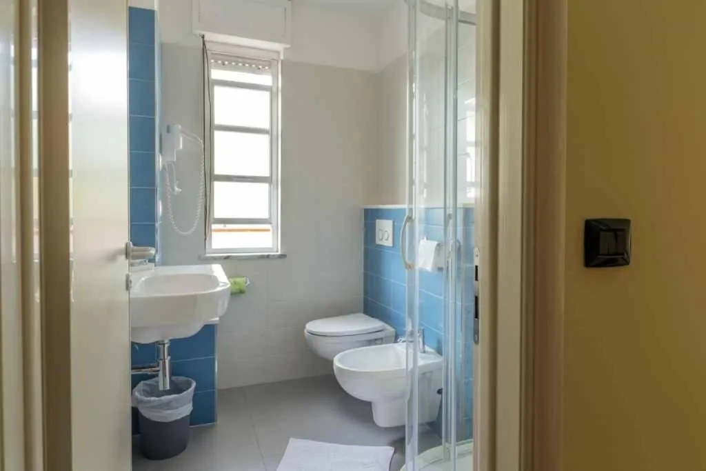 Bathroom in Hotel Blumen