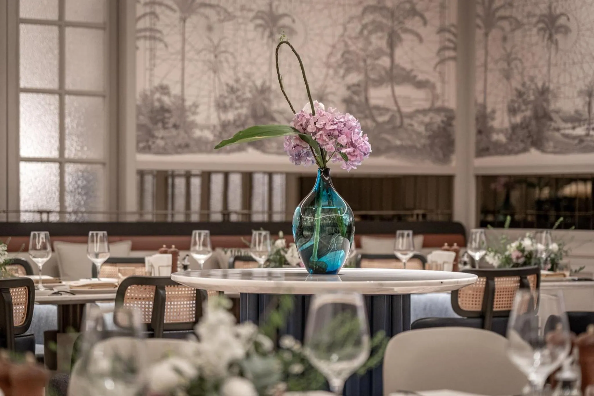 Restaurant/places to eat in Hotel Indigo Shenzhen Overseas Chinese Town by IHG