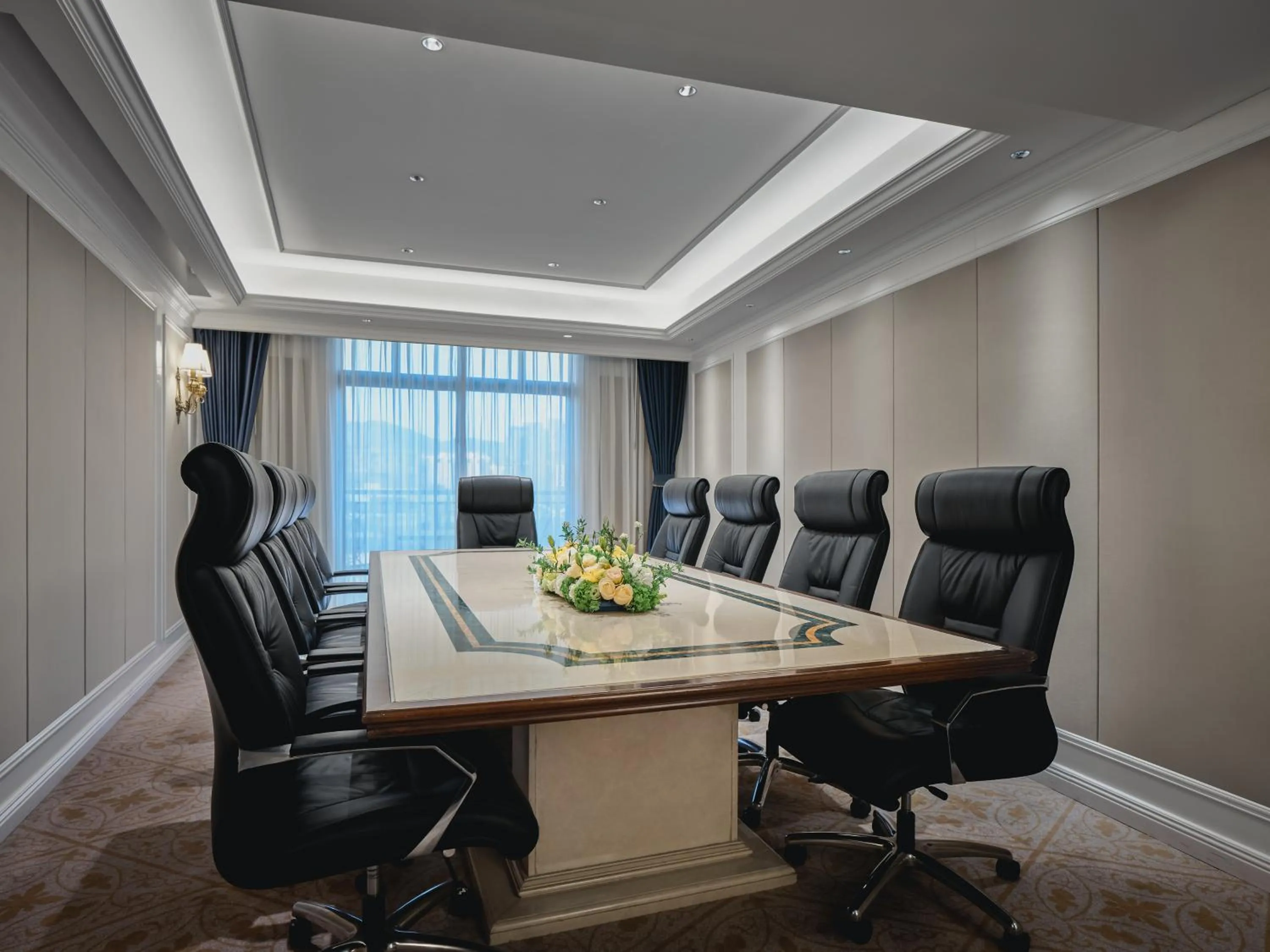 Meeting/conference room in Hotel Indigo Shenzhen Overseas Chinese Town by IHG