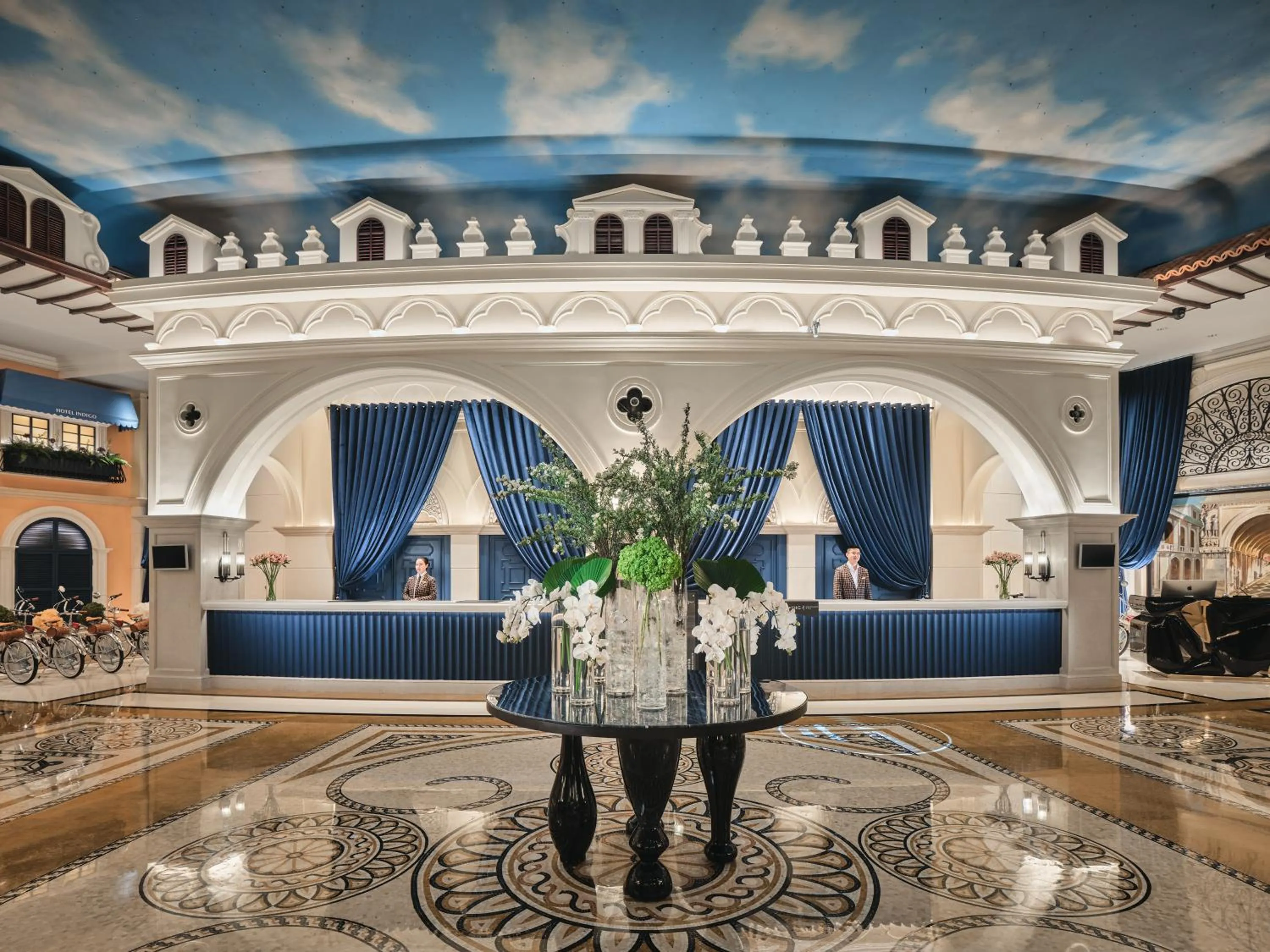 Property building in Hotel Indigo Shenzhen Overseas Chinese Town by IHG