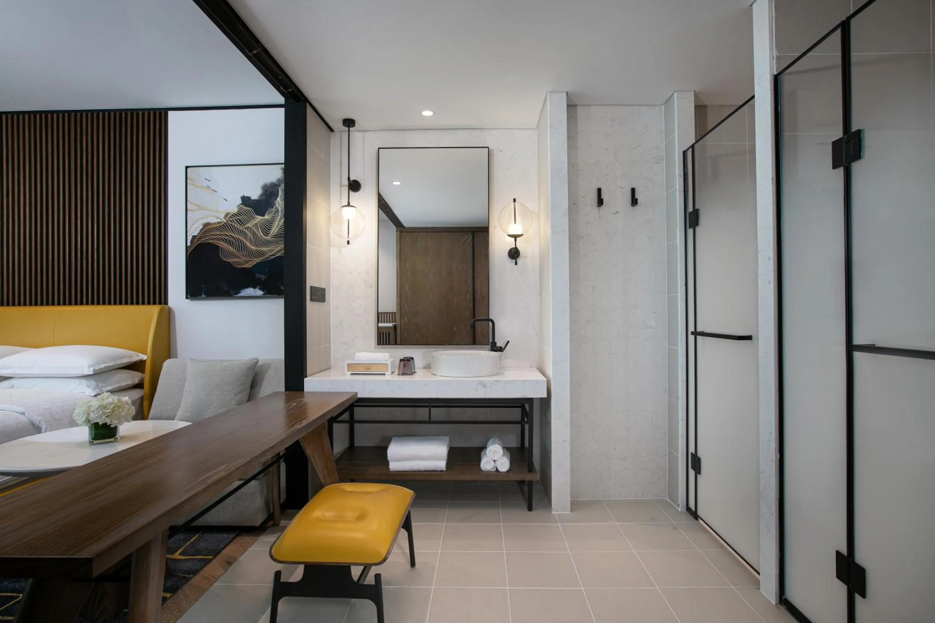 Property building, Bed in Sheraton Nanjing Kingsley Hotel & Towers