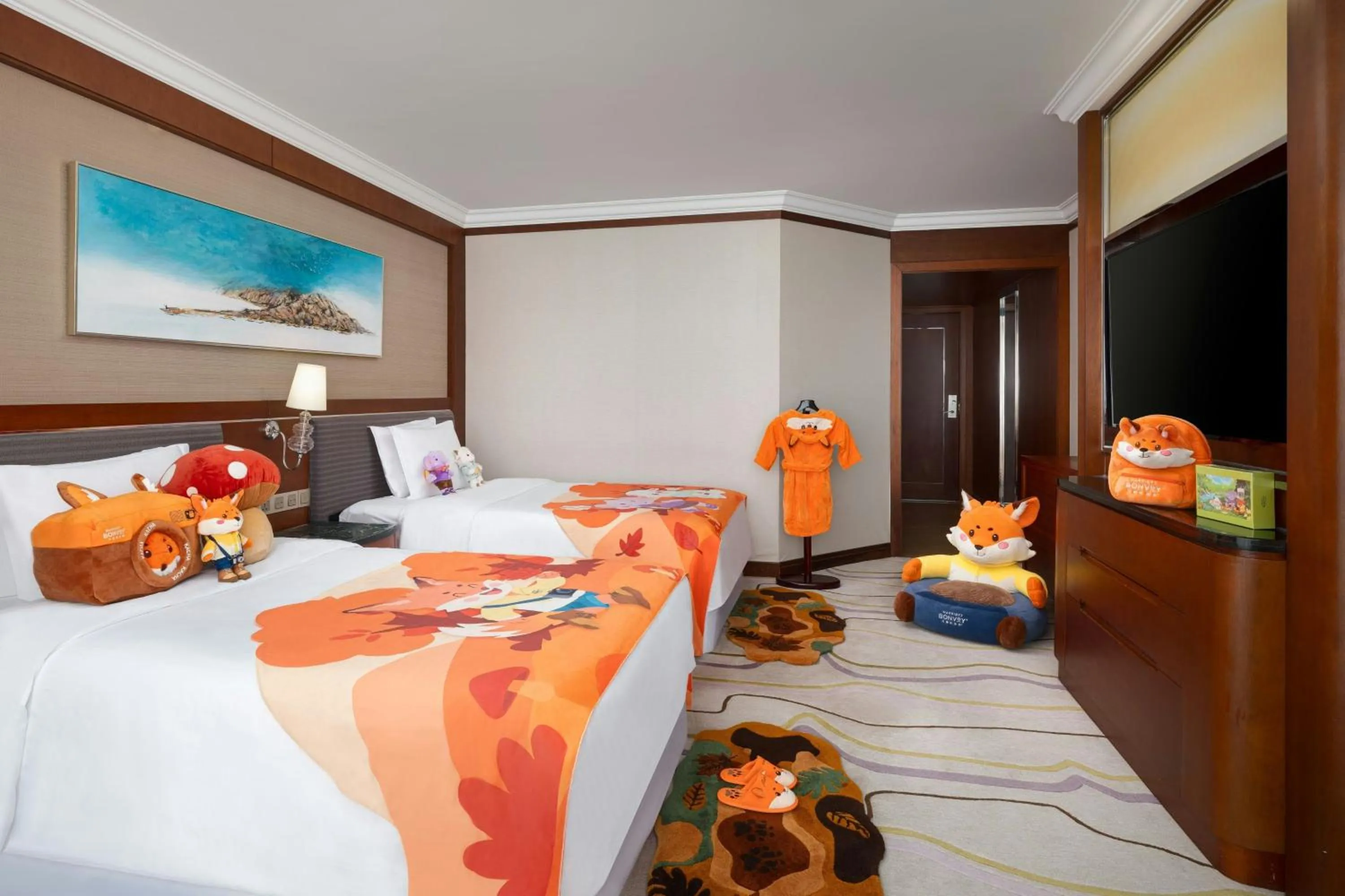 Photo of the whole room, Bed in Sheraton Nanjing Kingsley Hotel & Towers