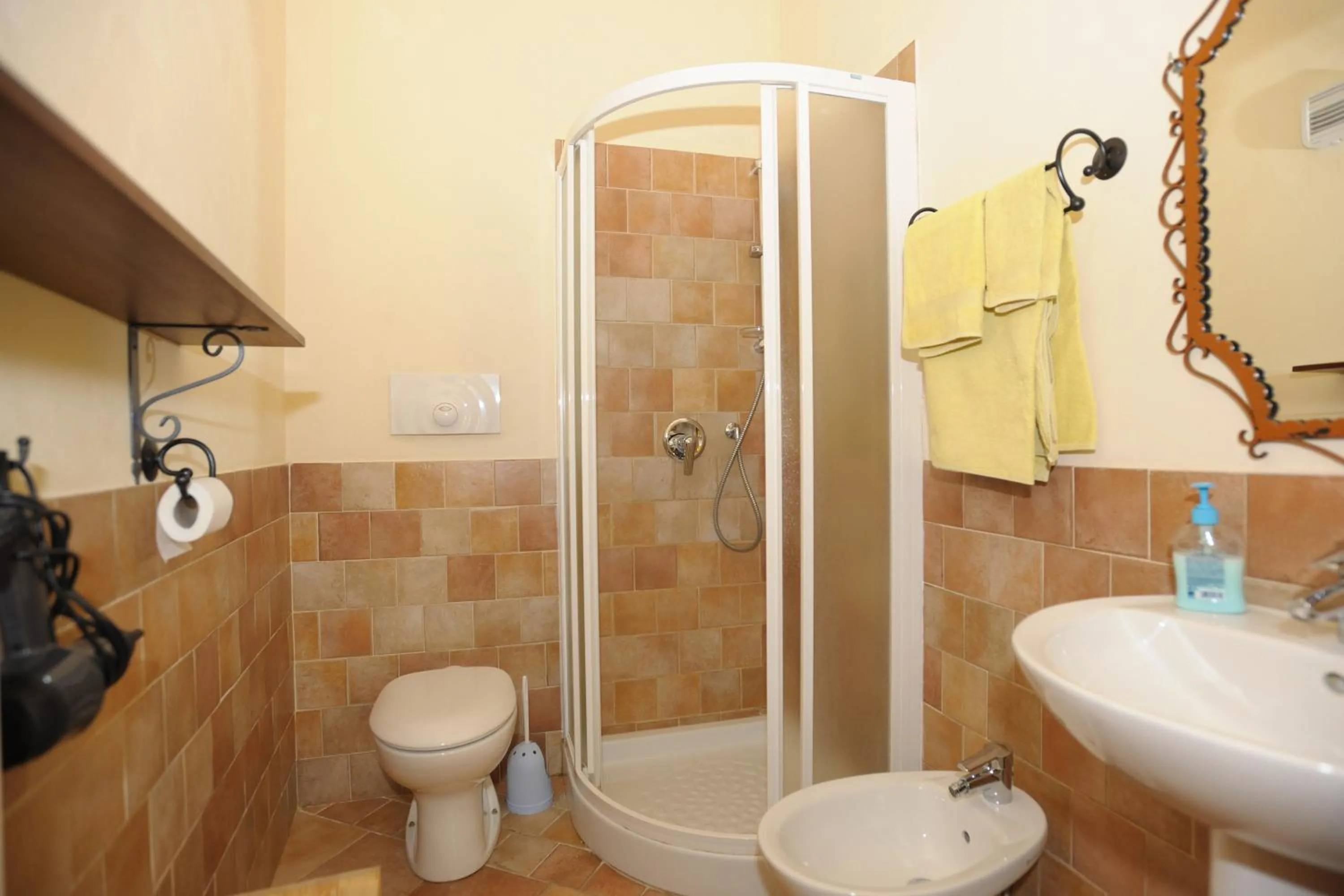 Bathroom in Arco Ubriaco