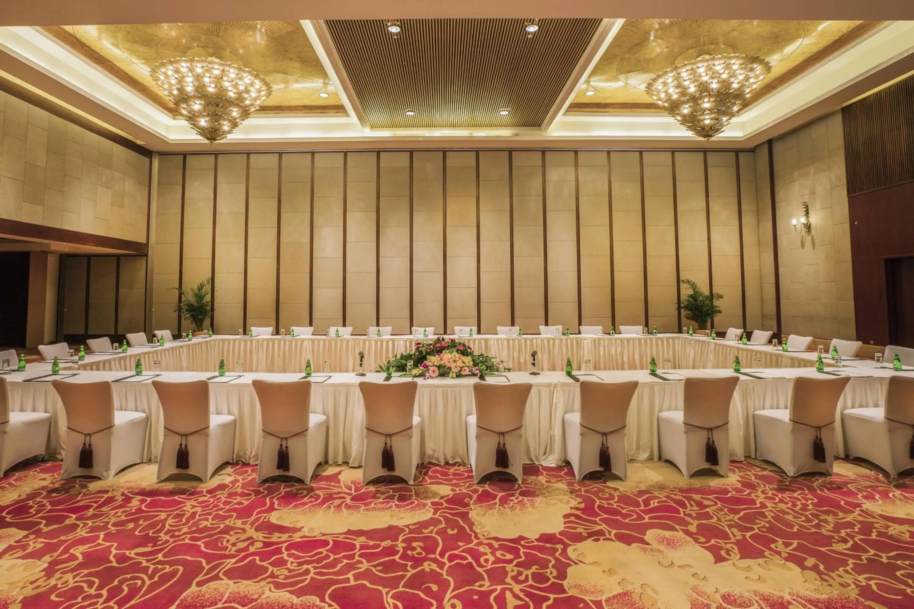 Meeting/conference room in Sheraton Ningbo Hotel