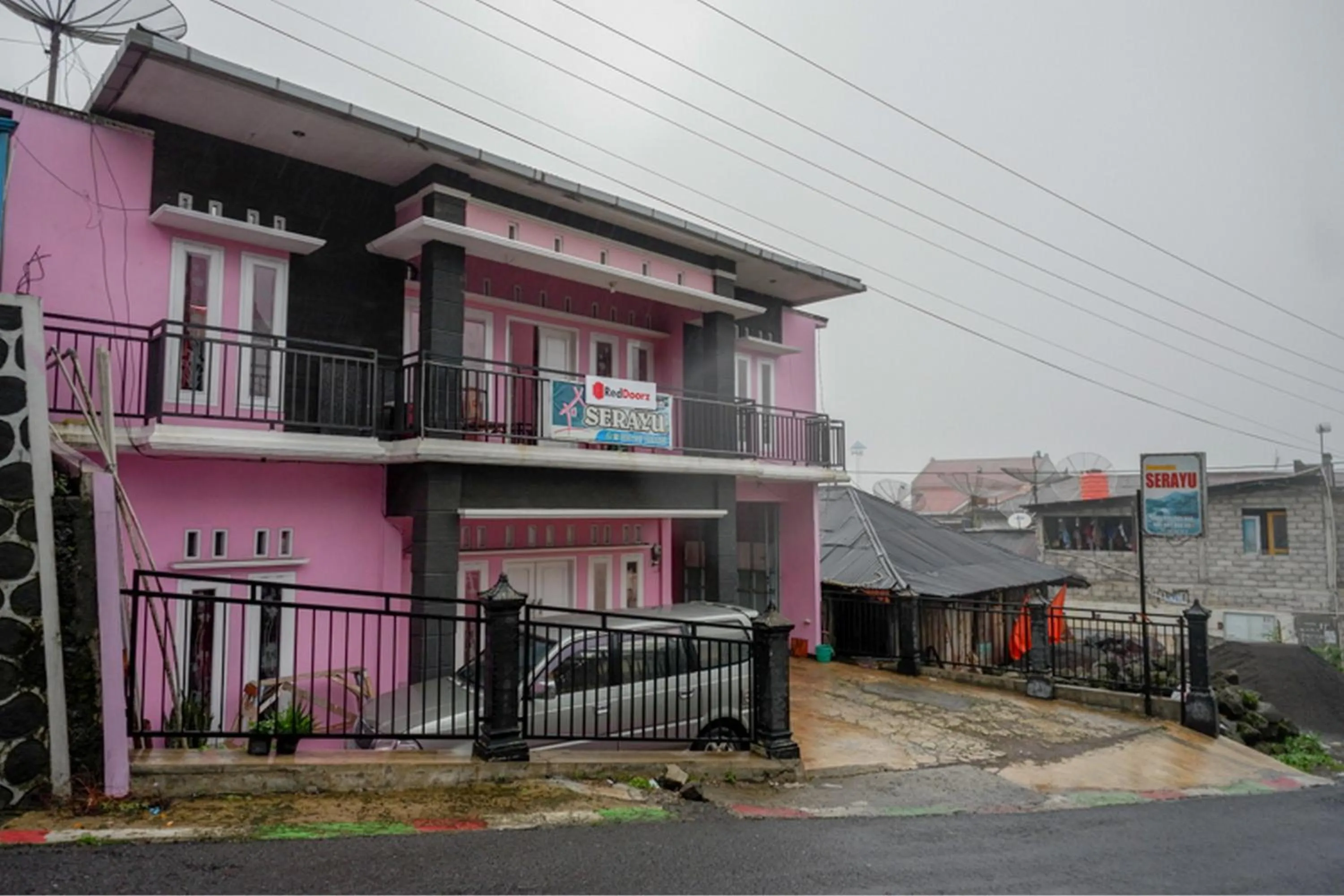Property building in RedDoorz Syariah near Telaga Warna Dieng