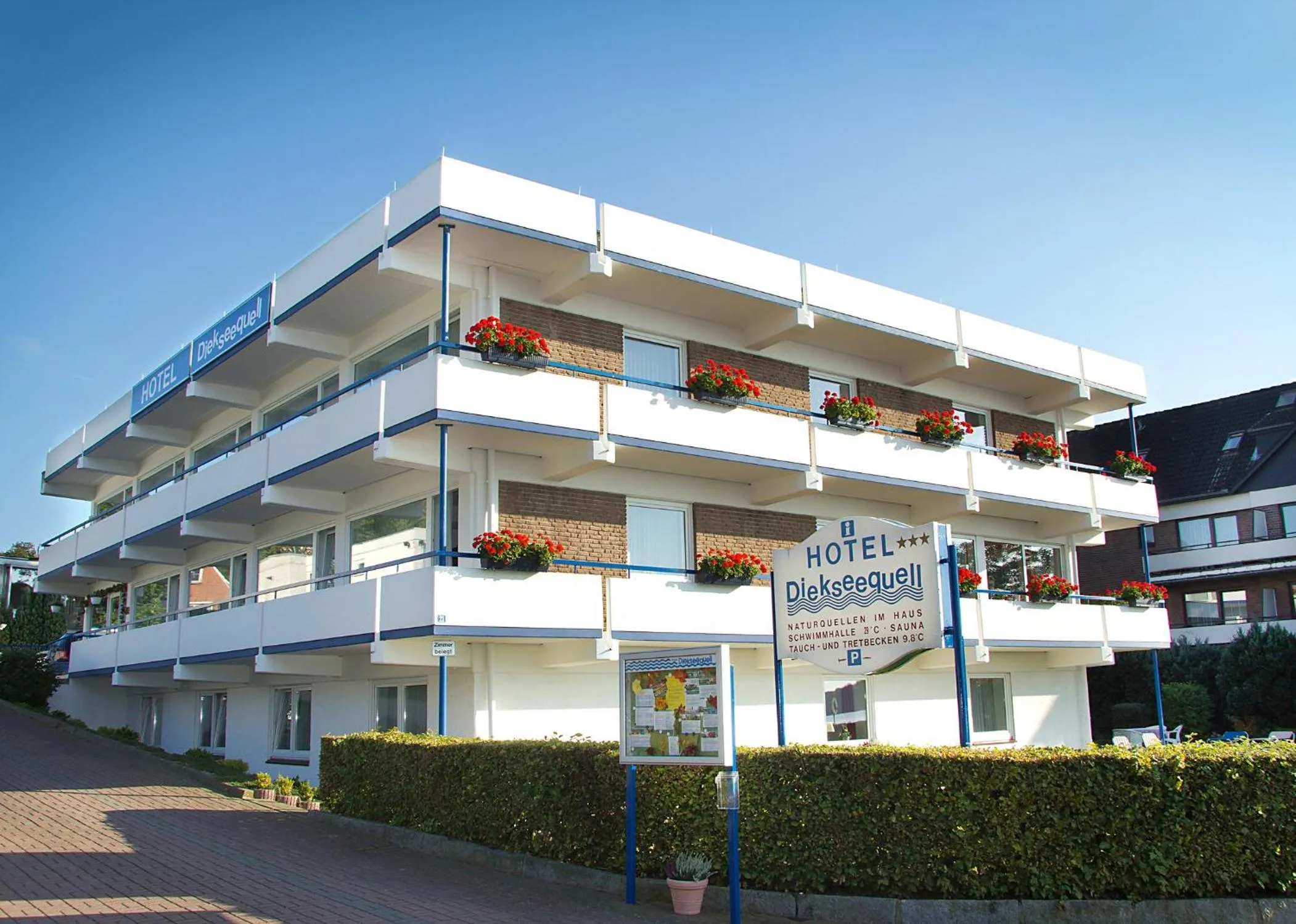 Property building in Hotel Diekseequell Superior am Dieksee