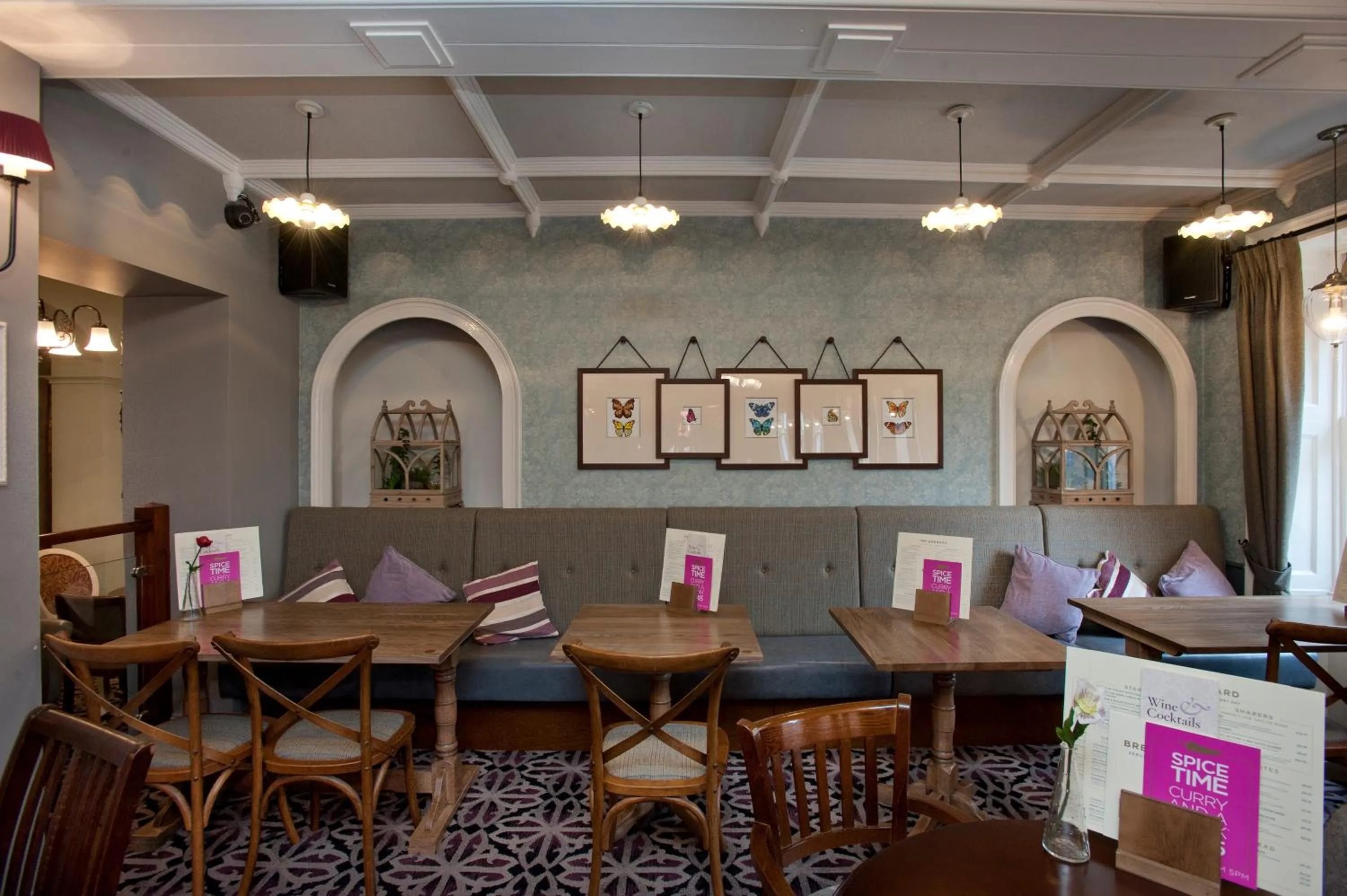 Communal lounge/ TV room in The Goddard Arms