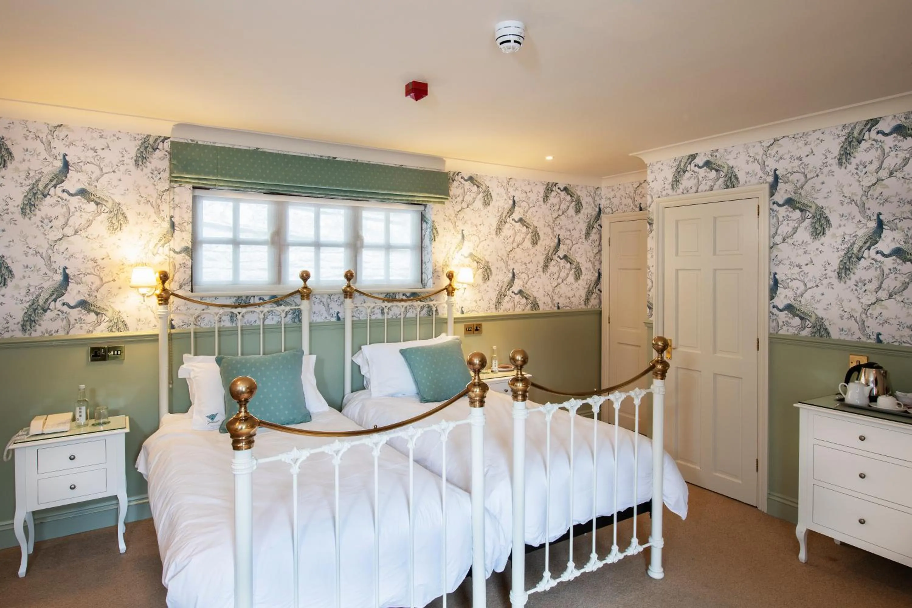 Twin Room - Disability Access in Mortons Manor