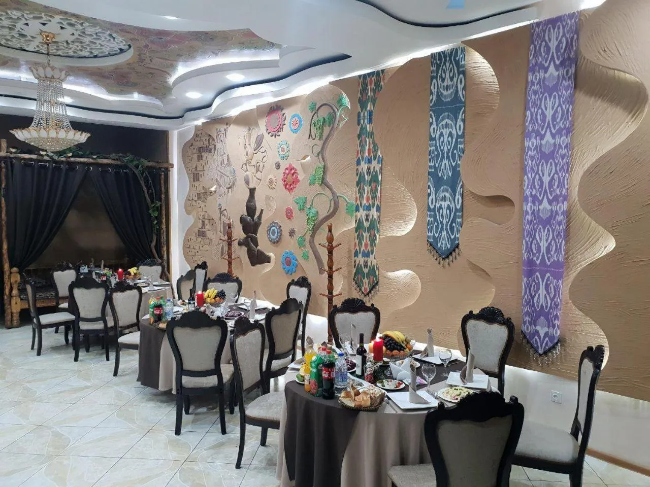 Restaurant/places to eat in SAFIR BUSINESS HOTEL o