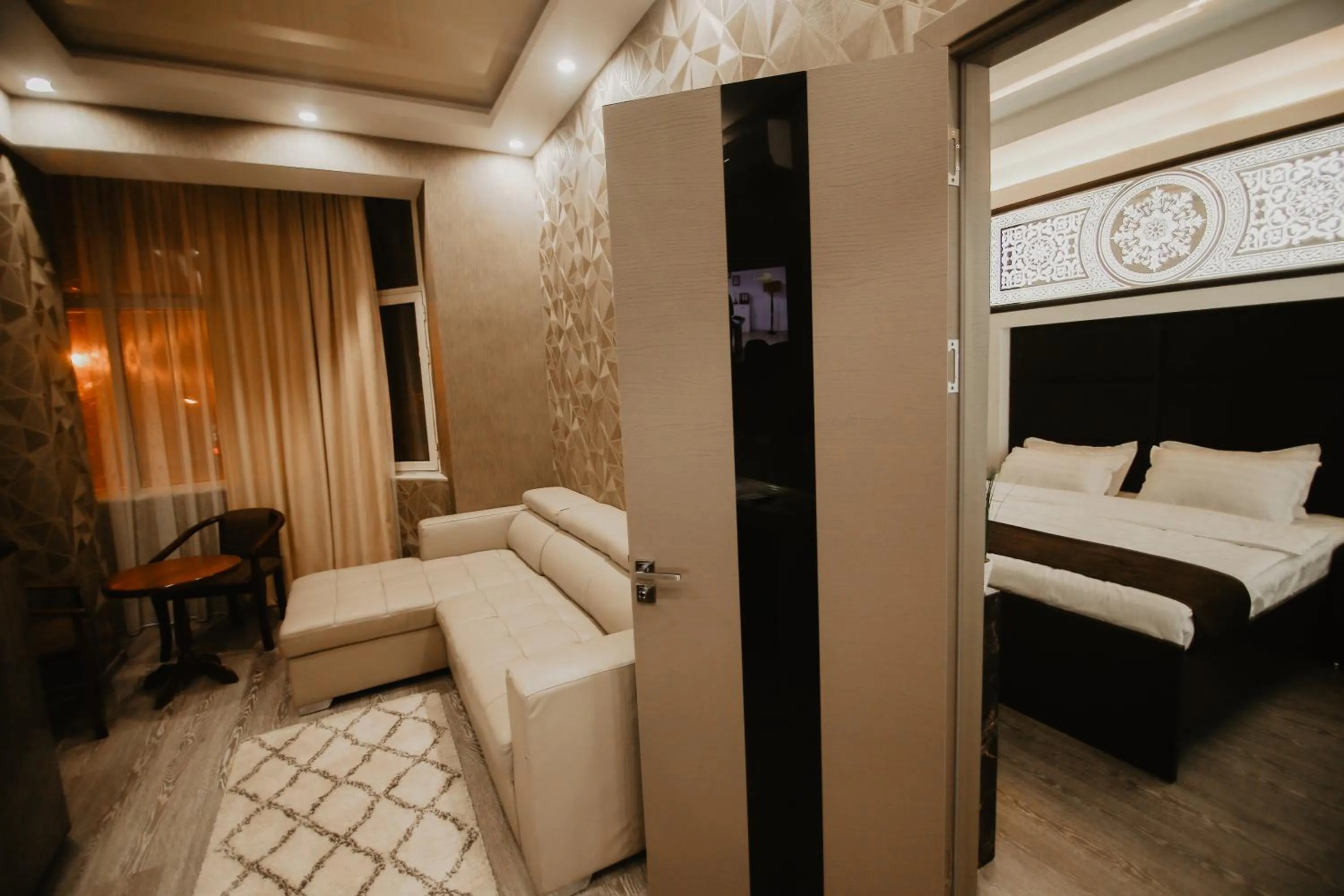 Photo of the whole room, Bed in SAFIR BUSINESS HOTEL o