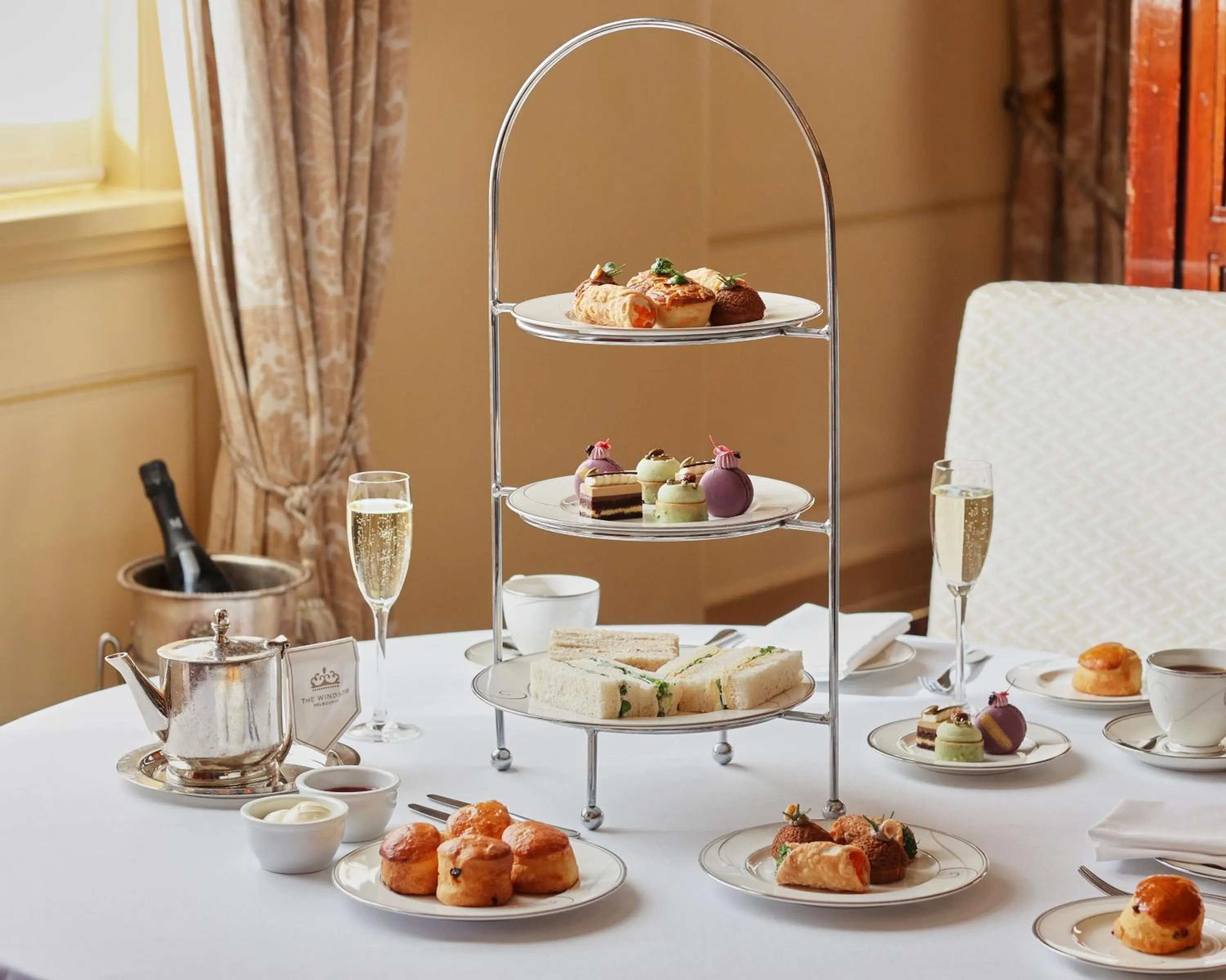 Restaurant/places to eat in The Hotel Windsor