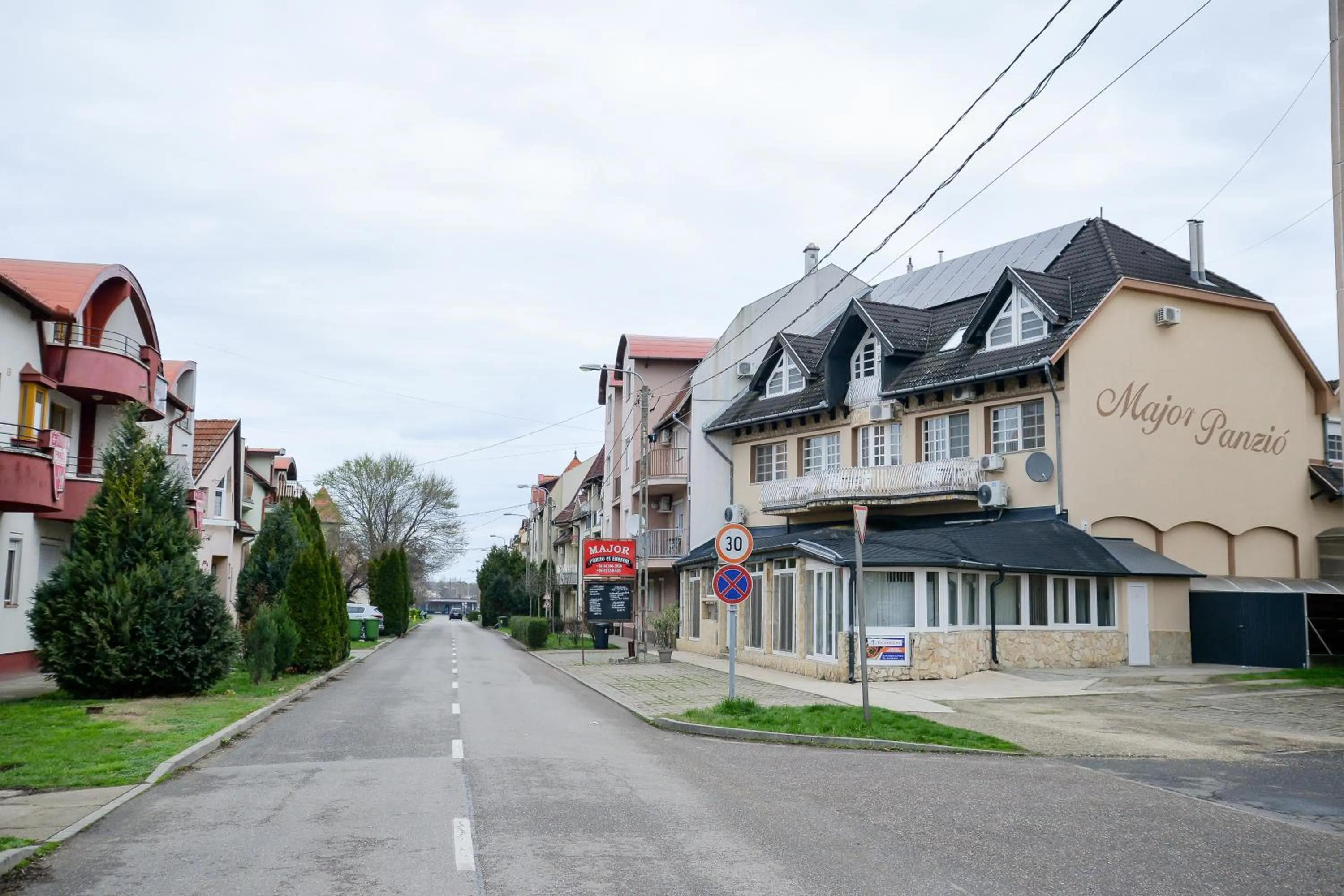 Major Panzió és Étterem