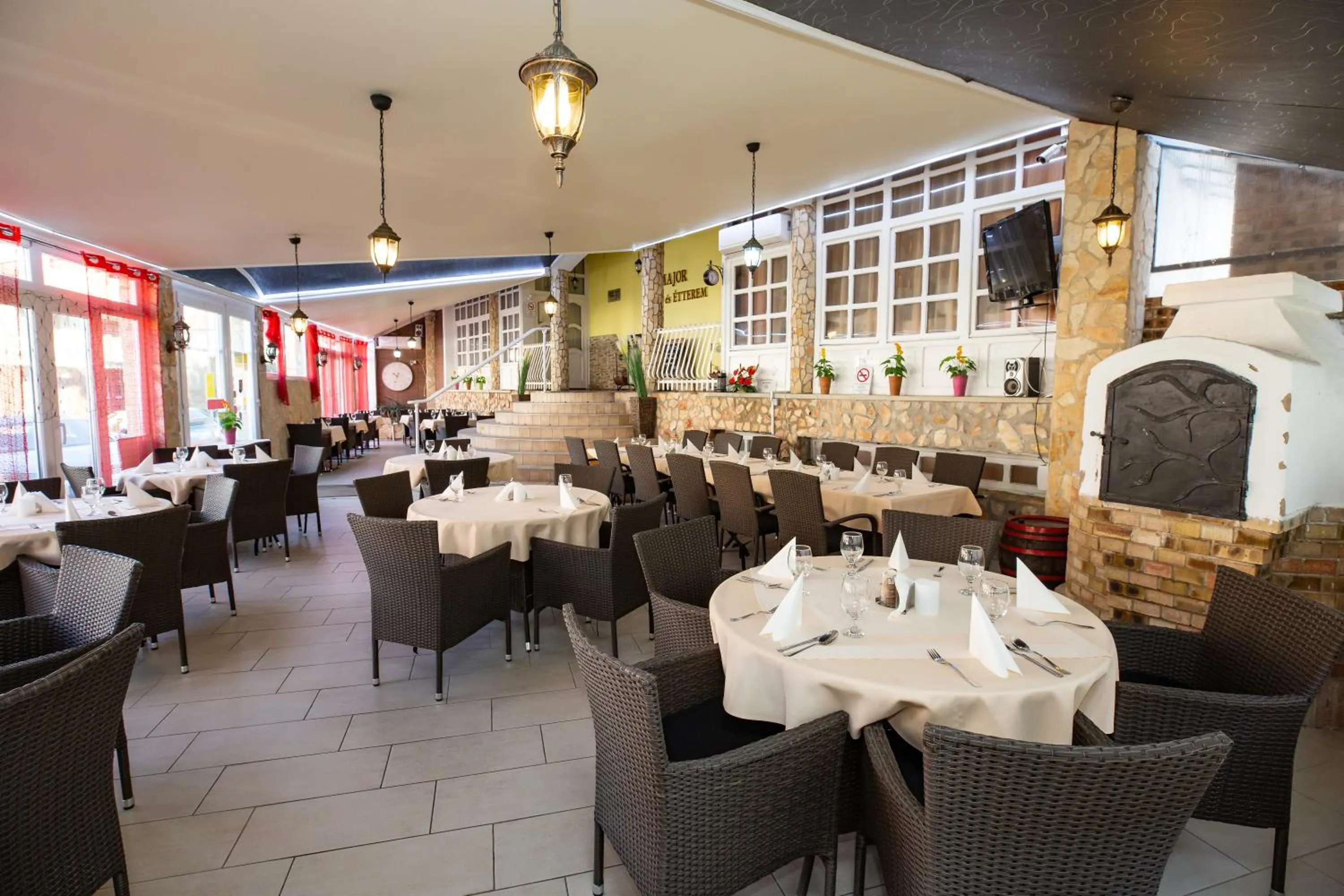 Major Panzió és Étterem