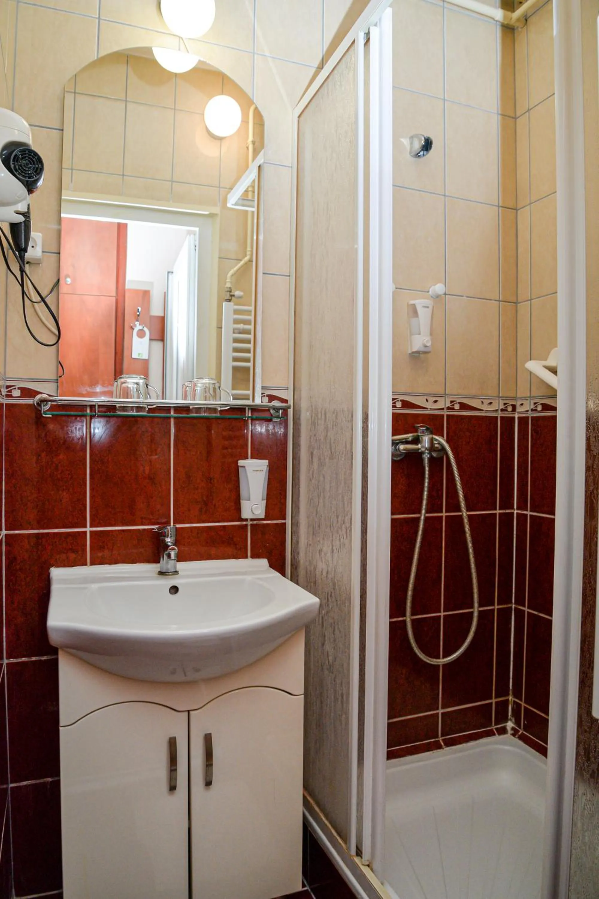 Major Panzió és Étterem