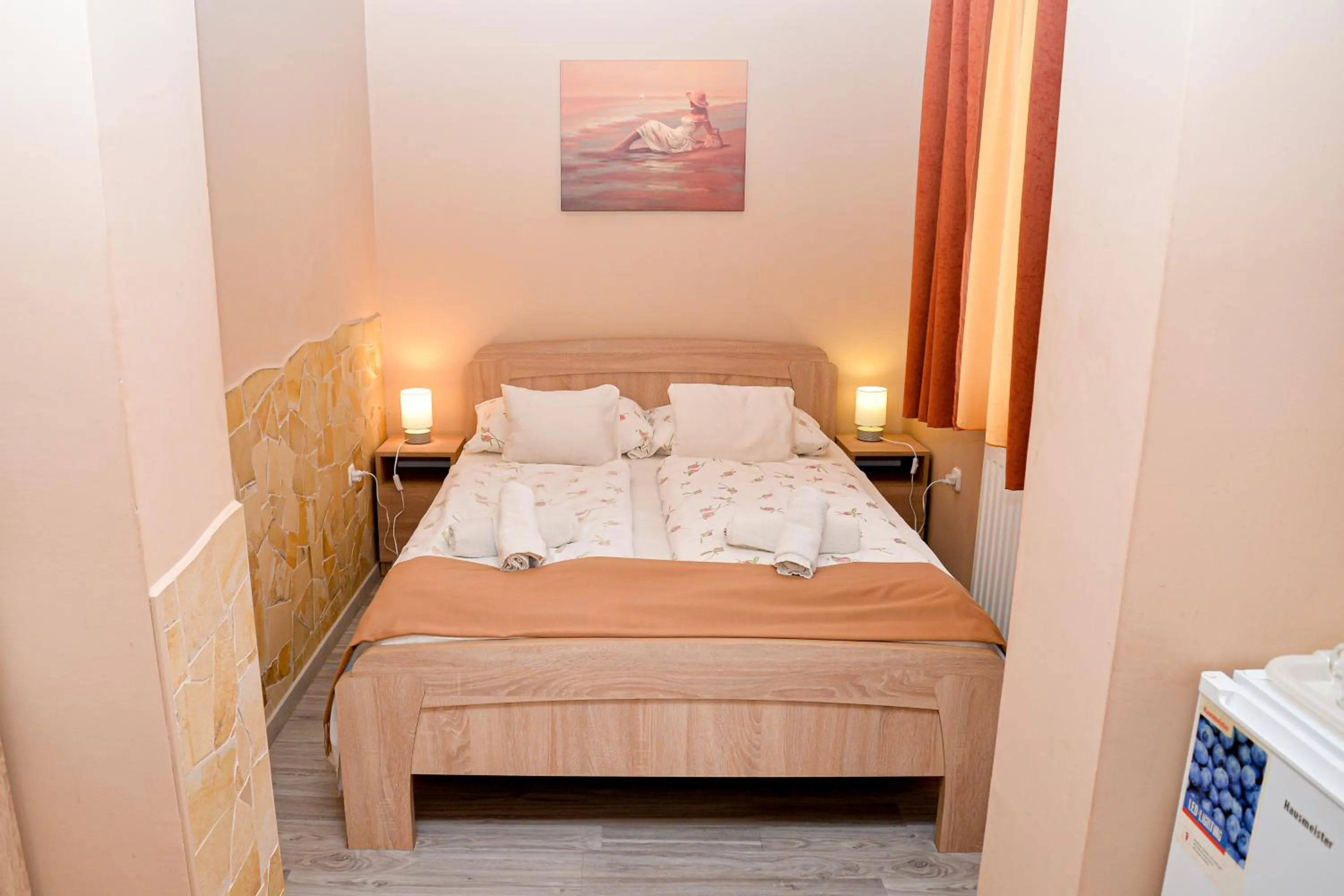 Bed in Major Panzió és Étterem