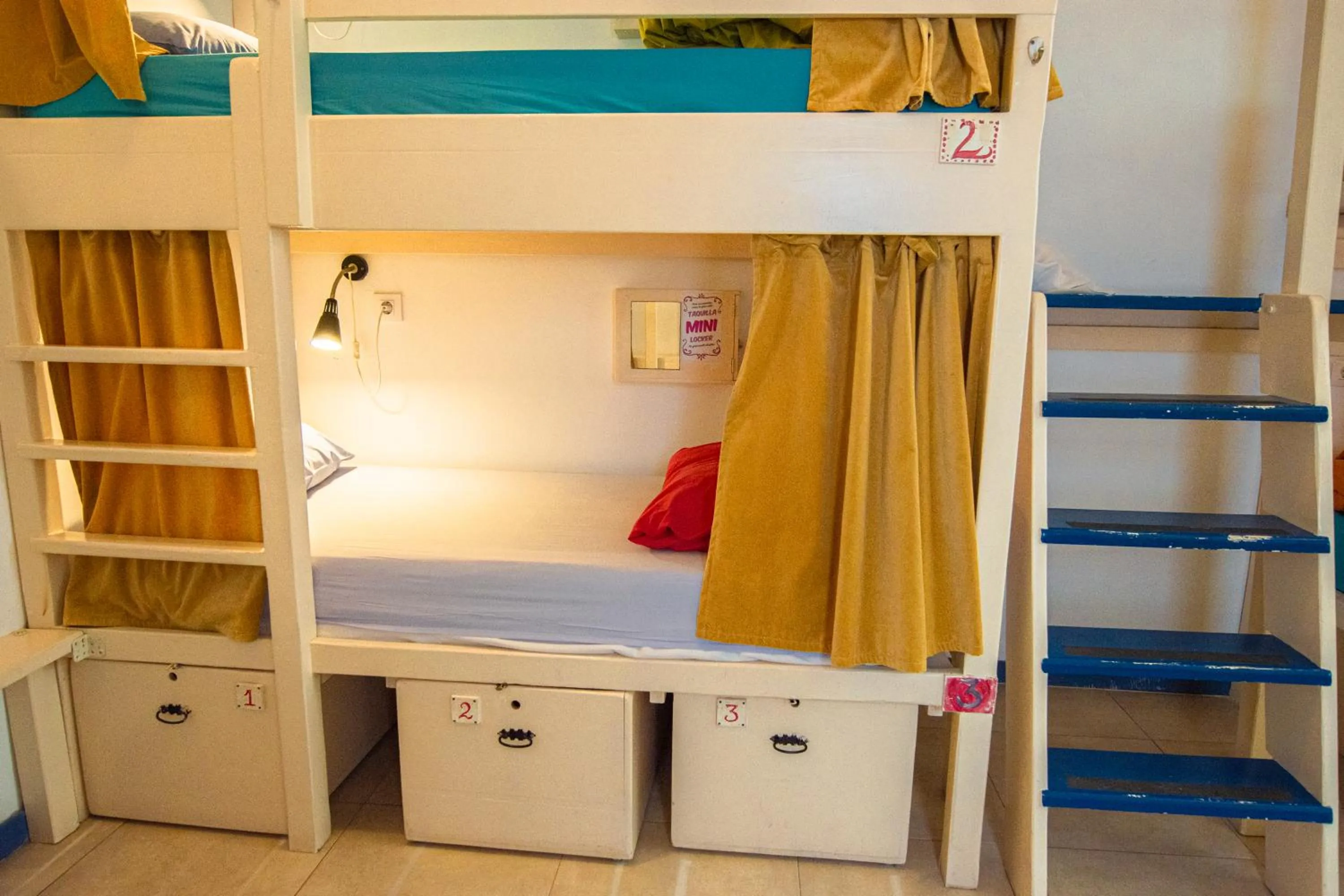 bunk bed, Bed in Casa Caracol