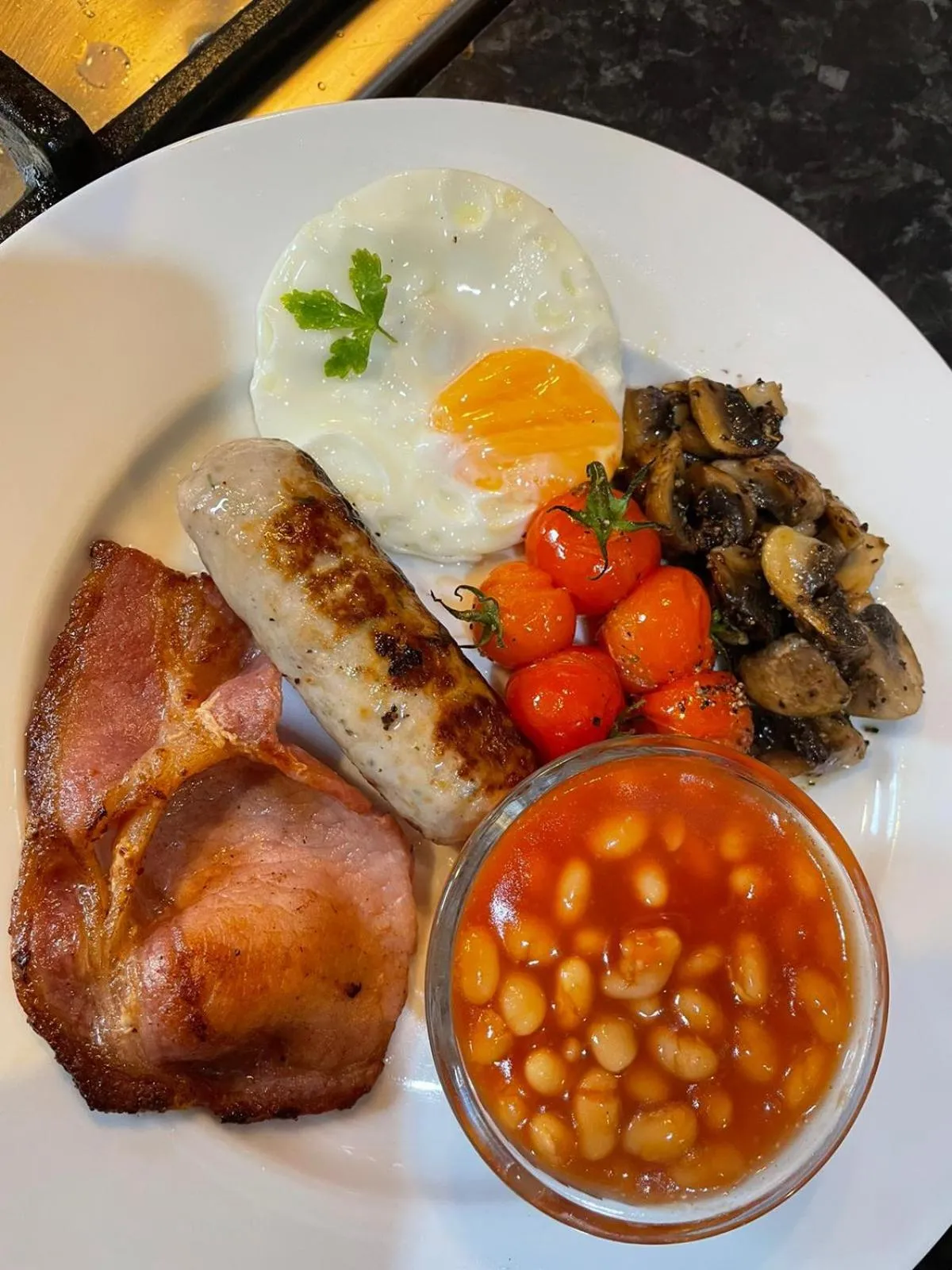 The Bath House Boutique B&B - IN-ROOM Breakfast - FREE parking