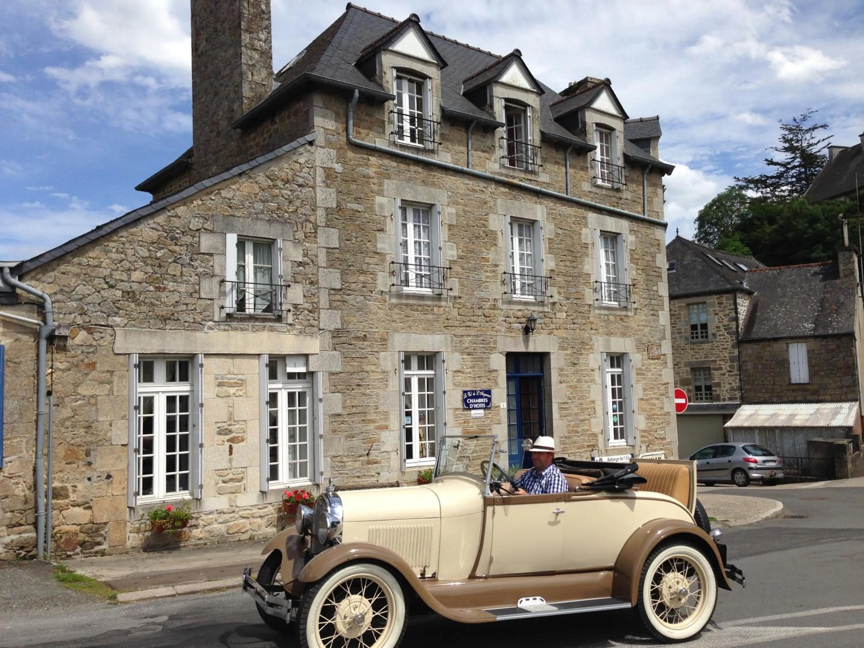 Property building in Val d'Arguenon