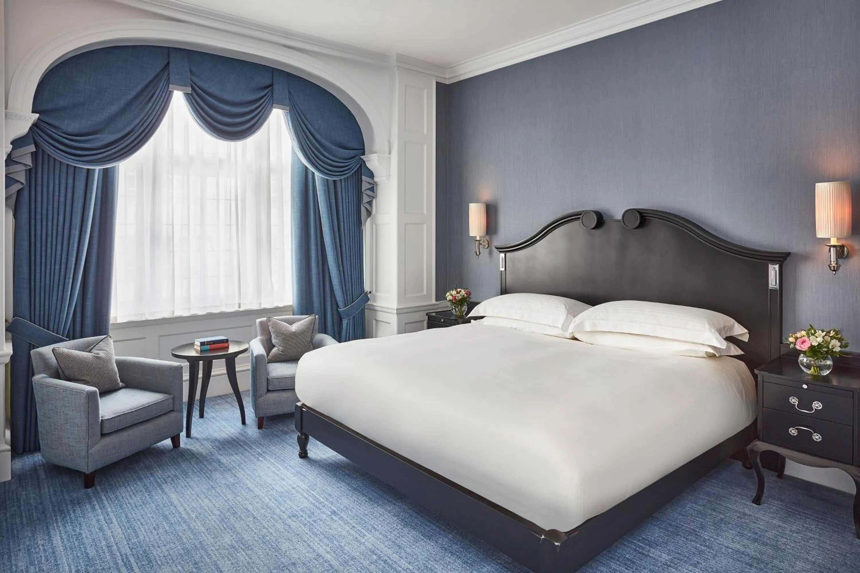 Bedroom, Bed in The Connaught, Maybourne