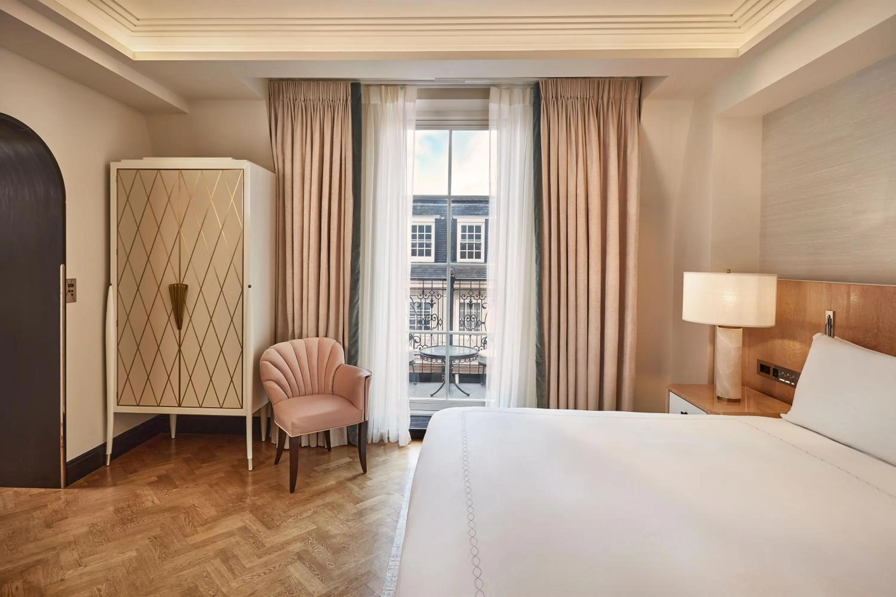 Bedroom, Bed in Claridge's, Maybourne