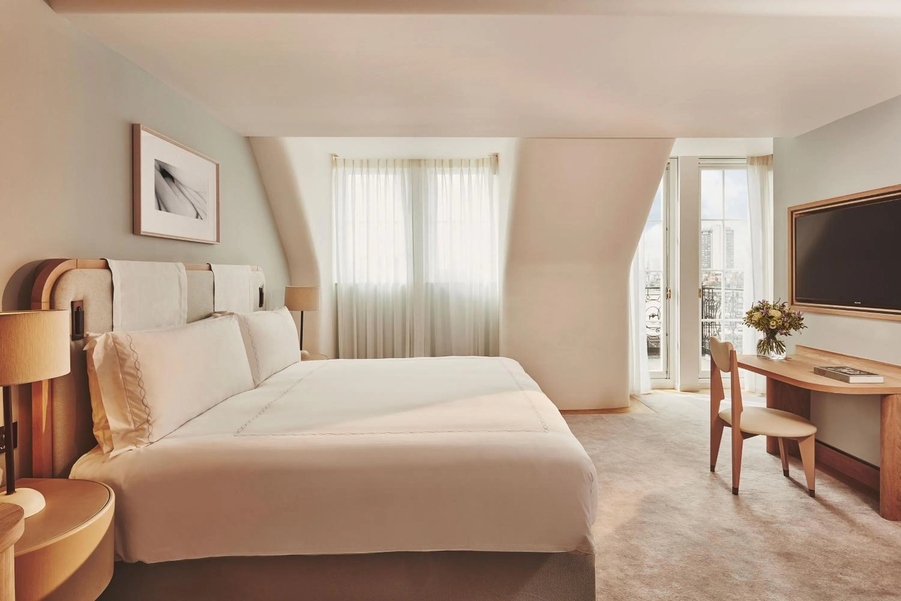 Bedroom, Bed in Claridge's, Maybourne