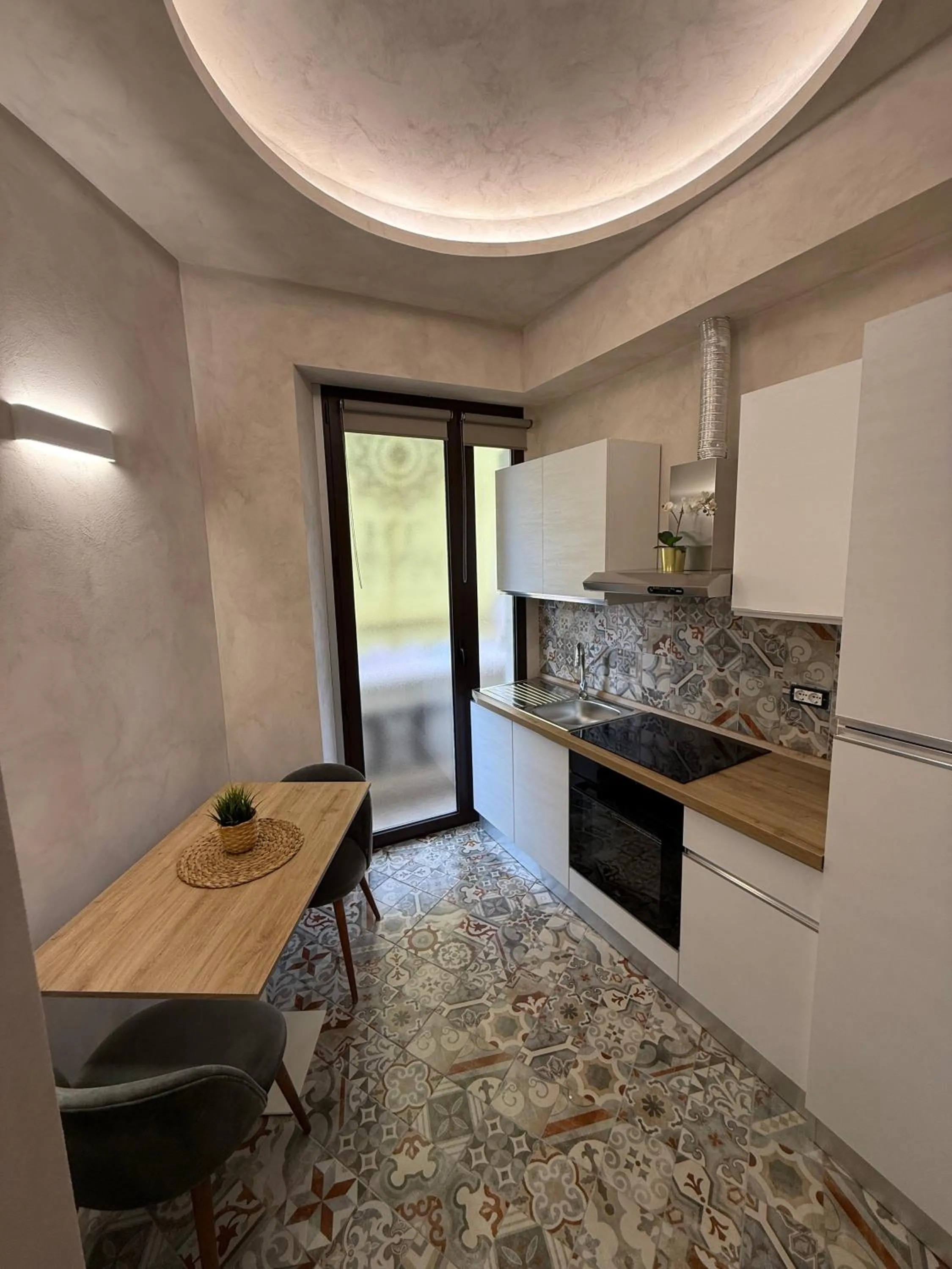 Th Luxury Rooms & Apartment