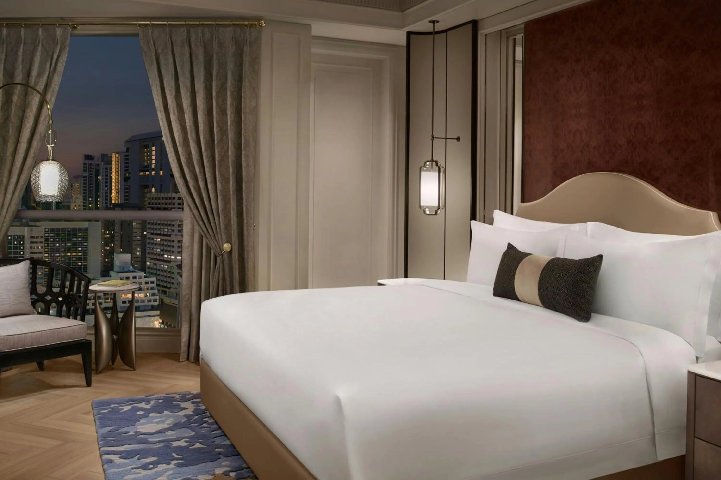 Bedroom, Bed in The St Regis Singapore, Newly Renovated