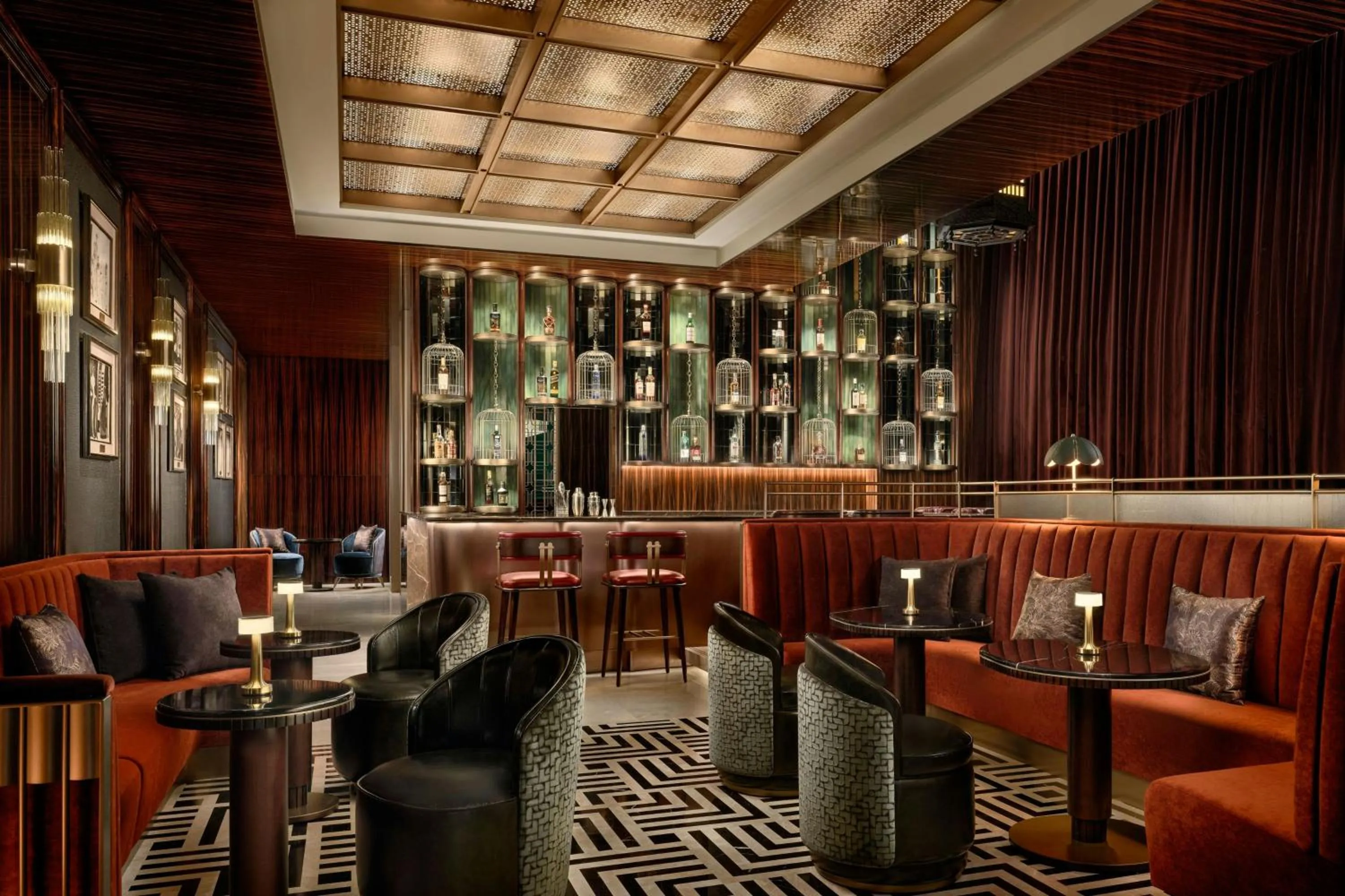 Lounge or bar in The St. Regis Singapore