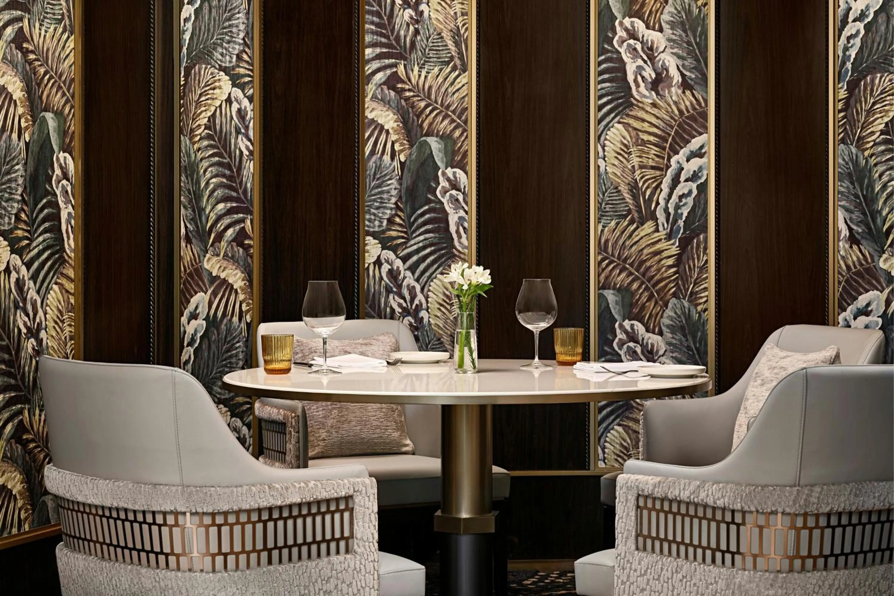 Restaurant/places to eat in The St Regis Singapore