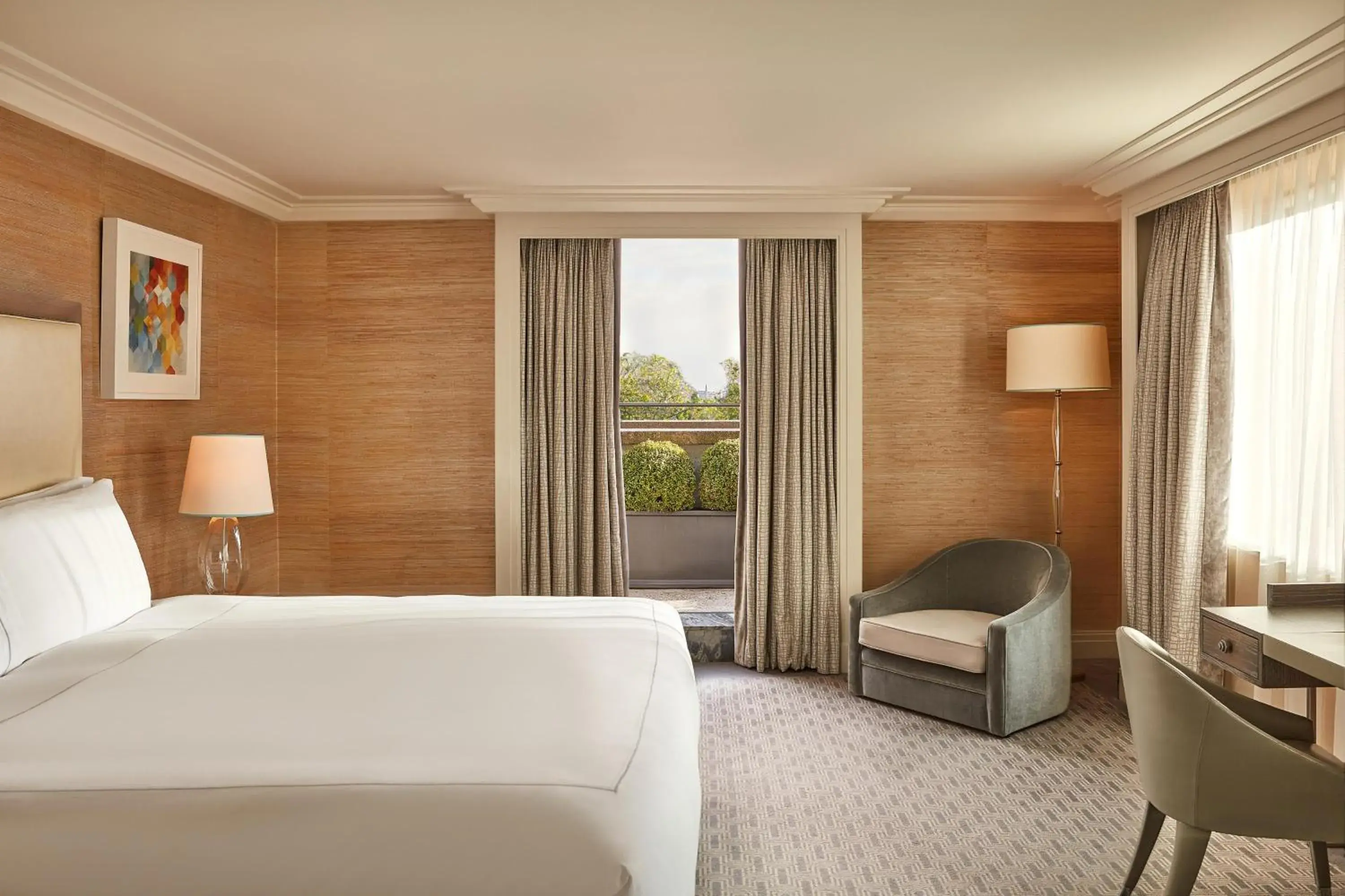 Balcony Junior Suite in The Berkeley, Maybourne Balcony Junior Suite in The Berkeley, Maybourne