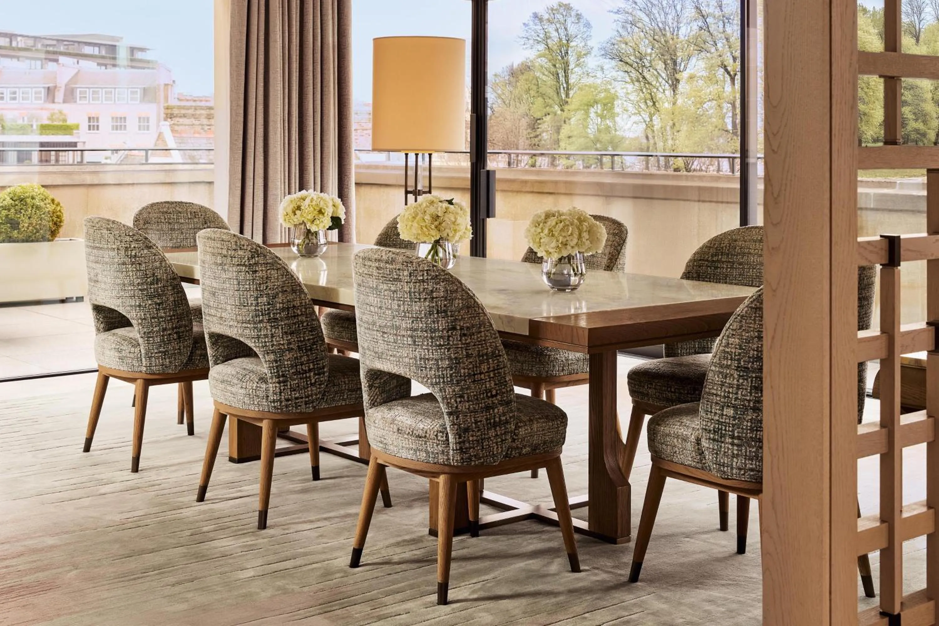 Photo of the whole room in The Berkeley, Maybourne