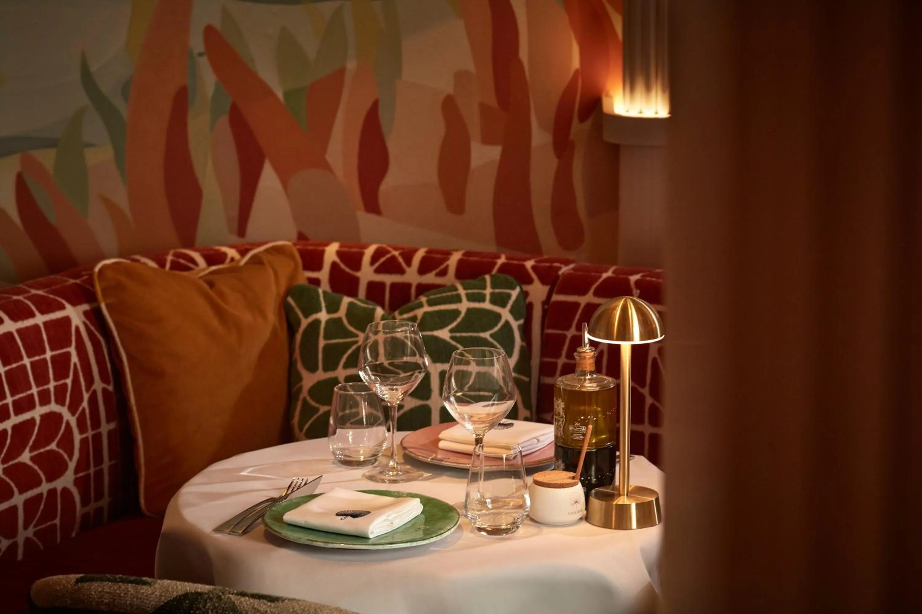 Restaurant/places to eat in The Berkeley, Maybourne