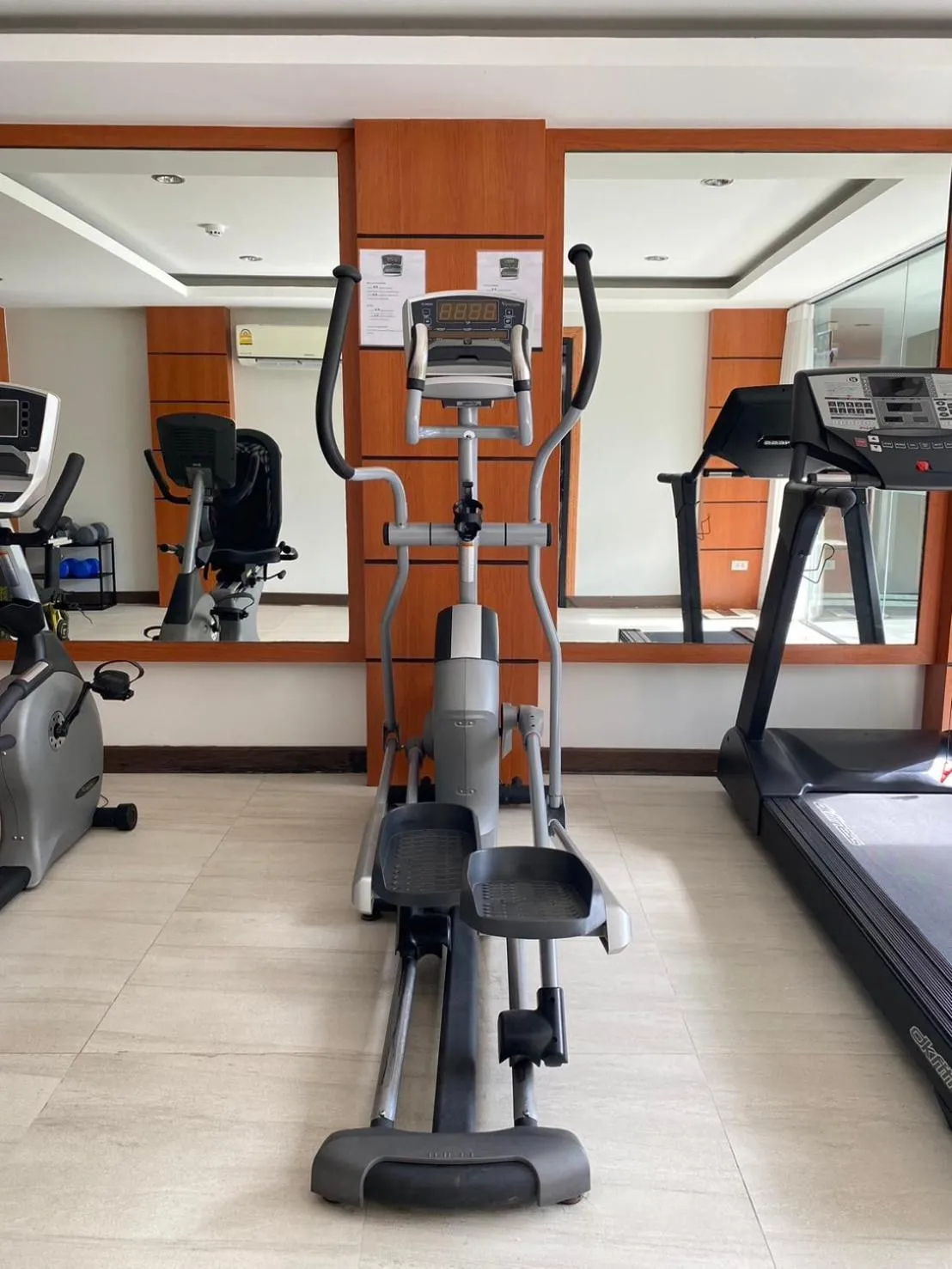 Fitness centre/facilities in Hotel De Wualai