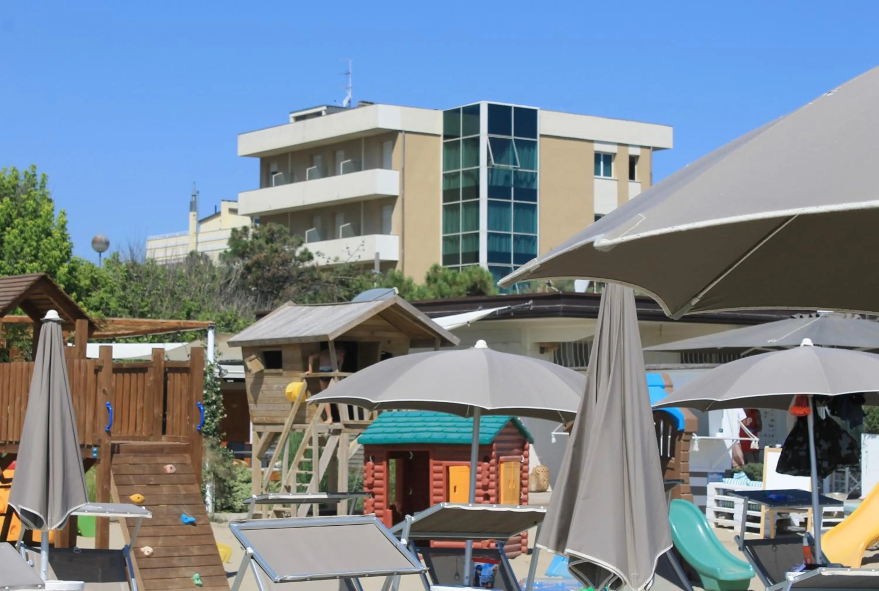 Property building in Hotel Astor B&B