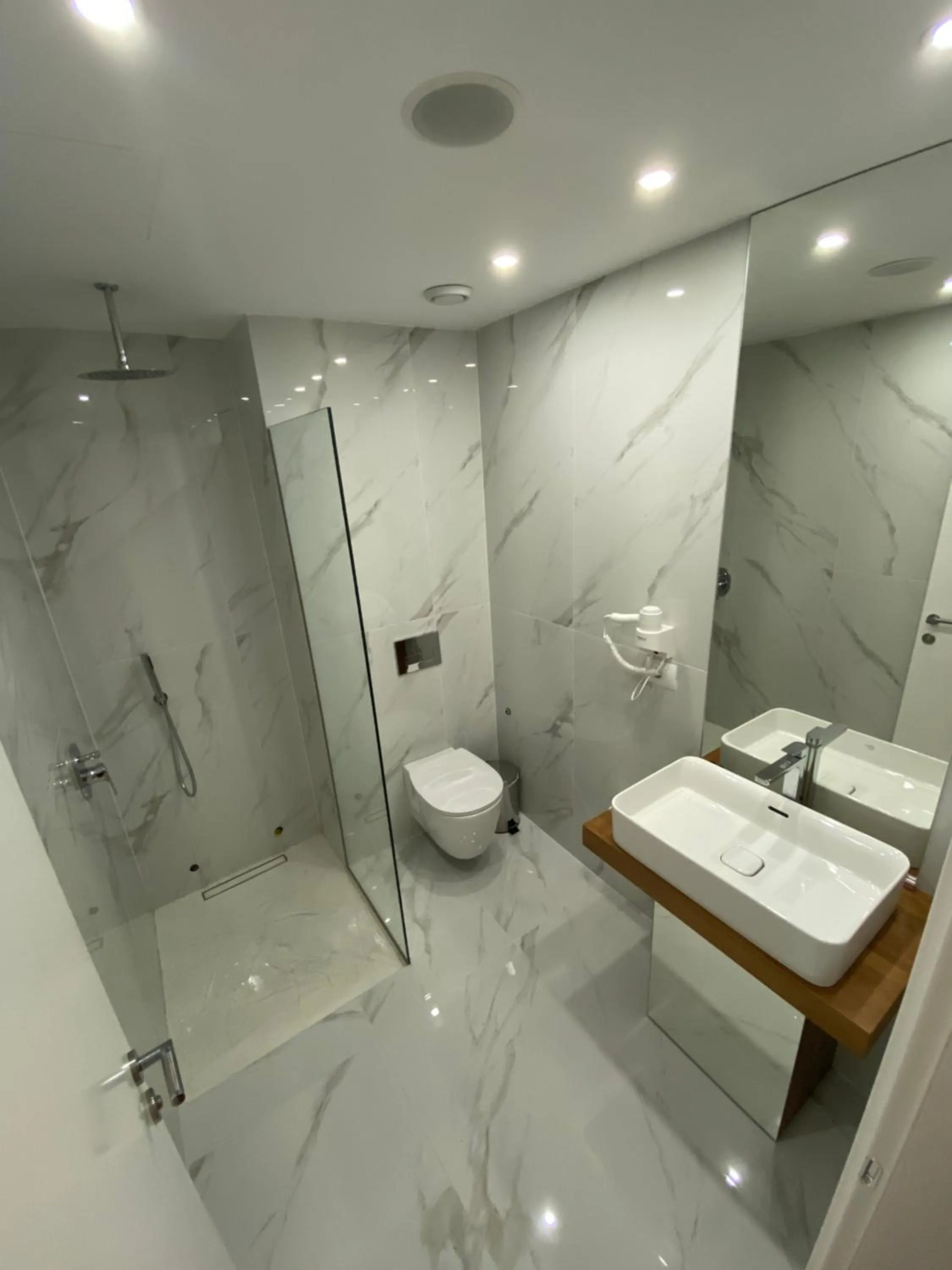 Bathroom in Kanes Bohemian Boutique Hotel