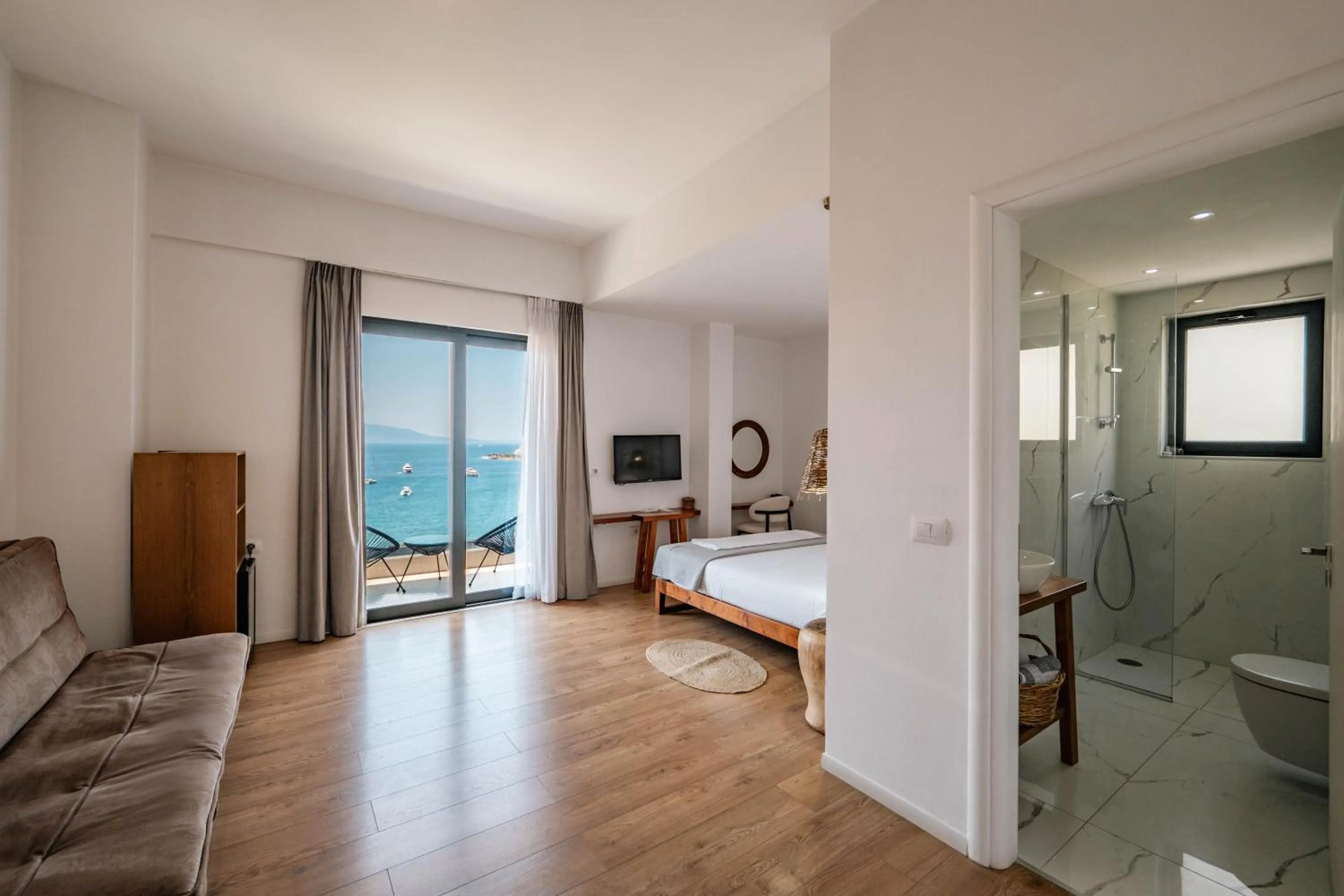 Bed in Kanes Bohemian Boutique Hotel