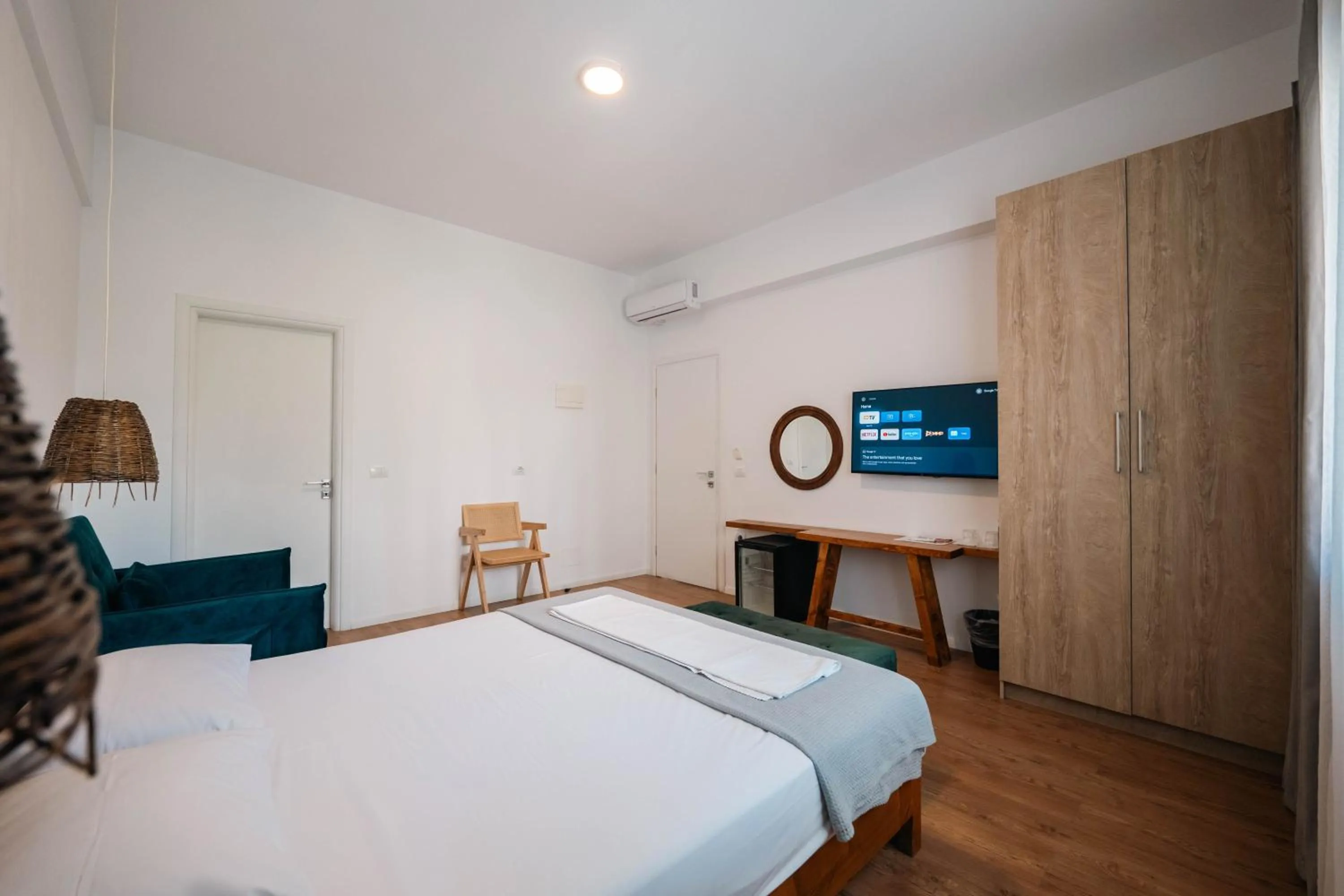 Bed in Kanes Bohemian Boutique Hotel