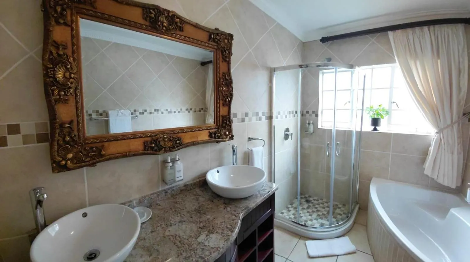 La Barune Guest House