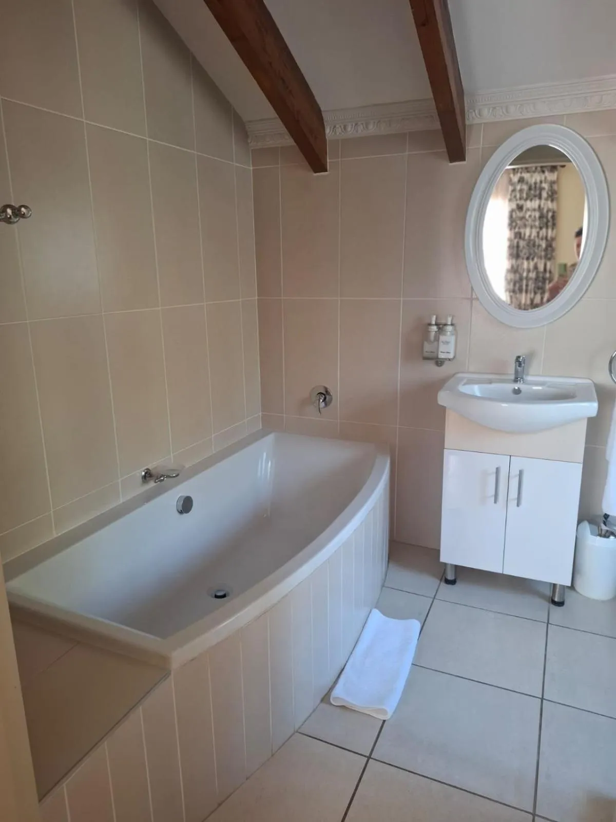 La Barune Guest House