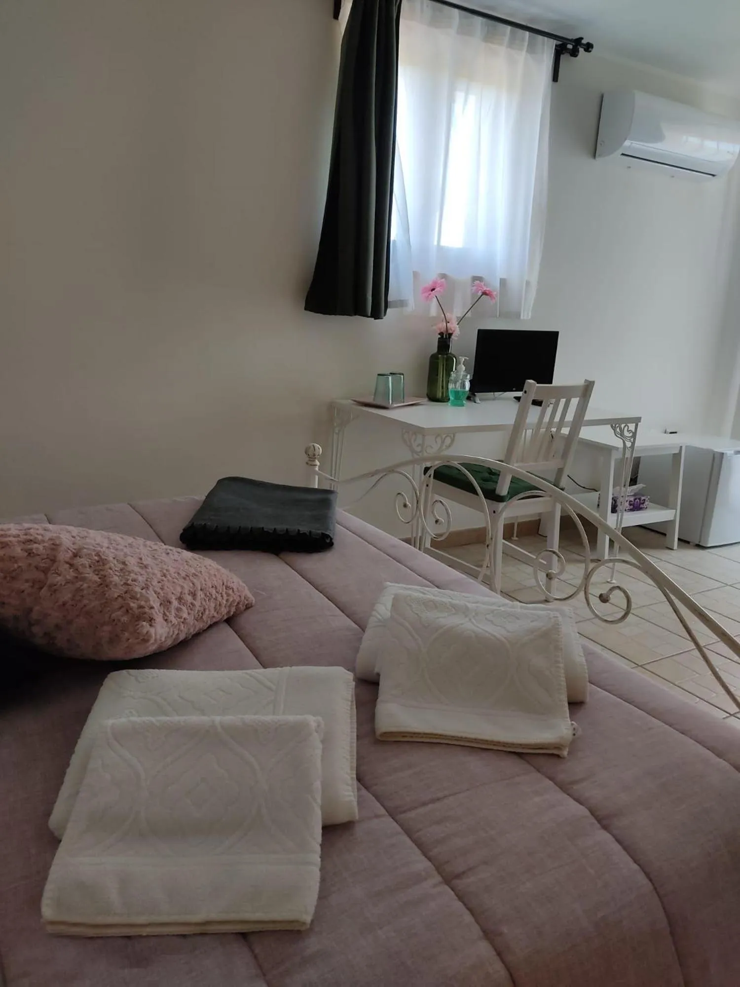 Bedroom in Supramurgia Agribistrot