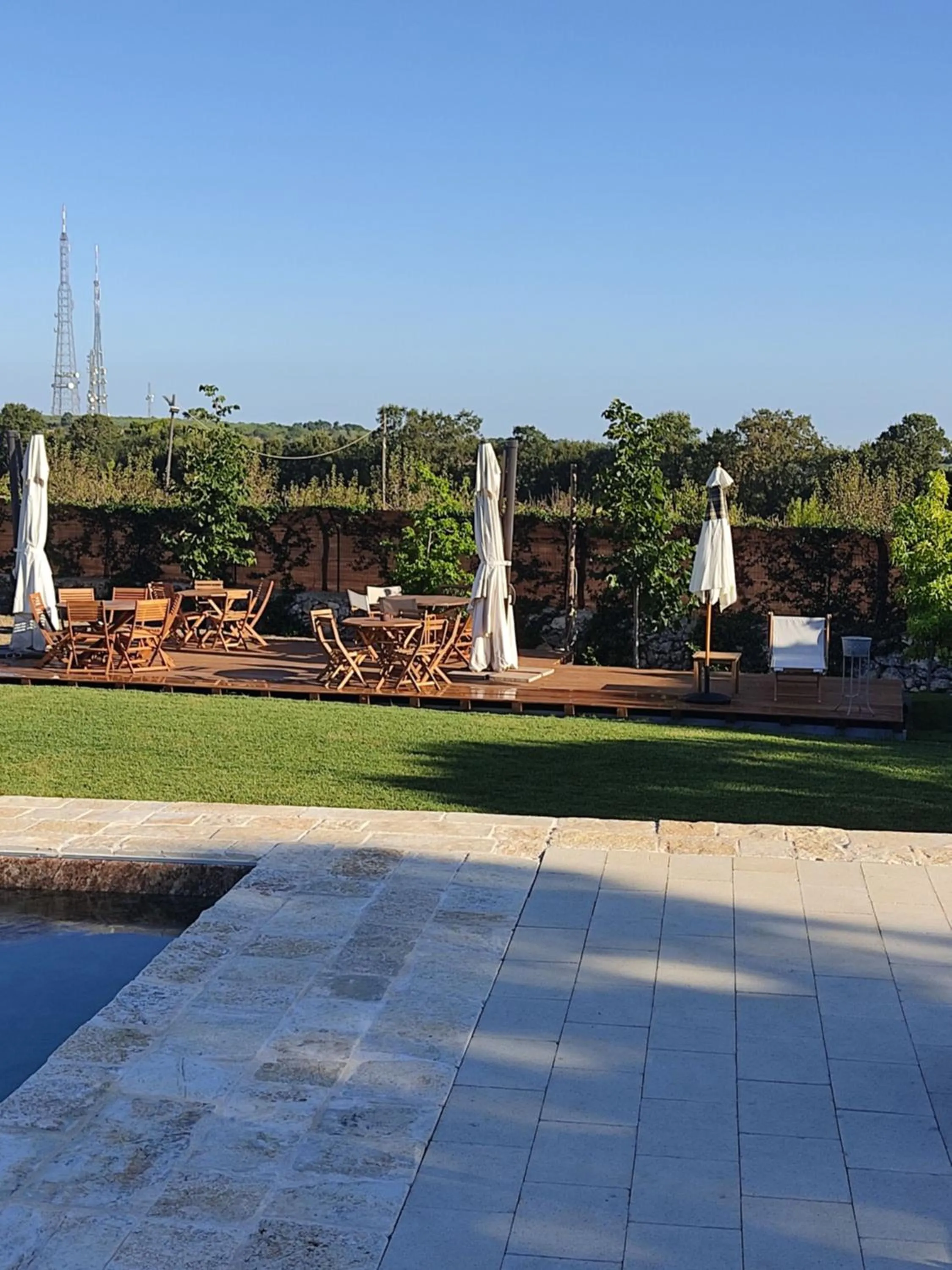 Swimming pool in Supramurgia Agribistrot