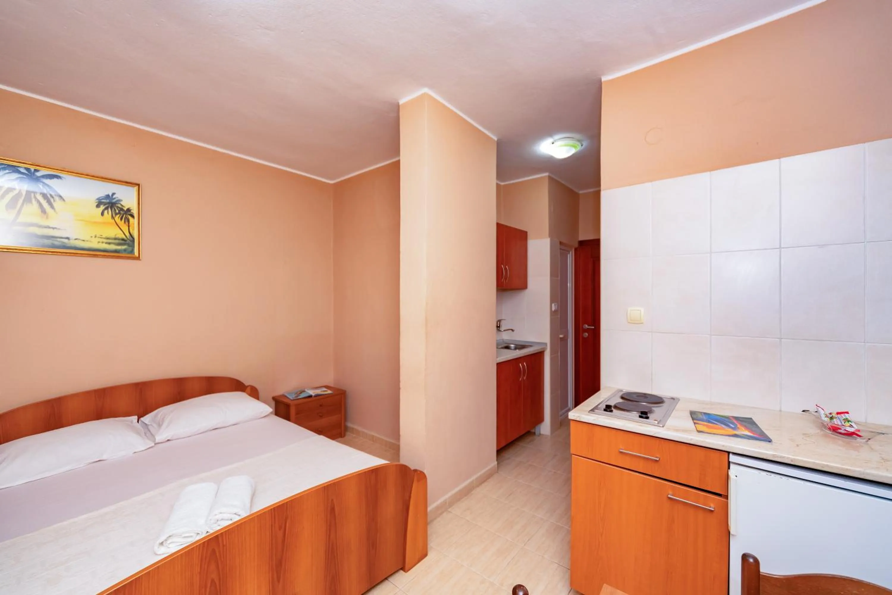 Kitchen or kitchenette, Bed in Villa Glavanovic