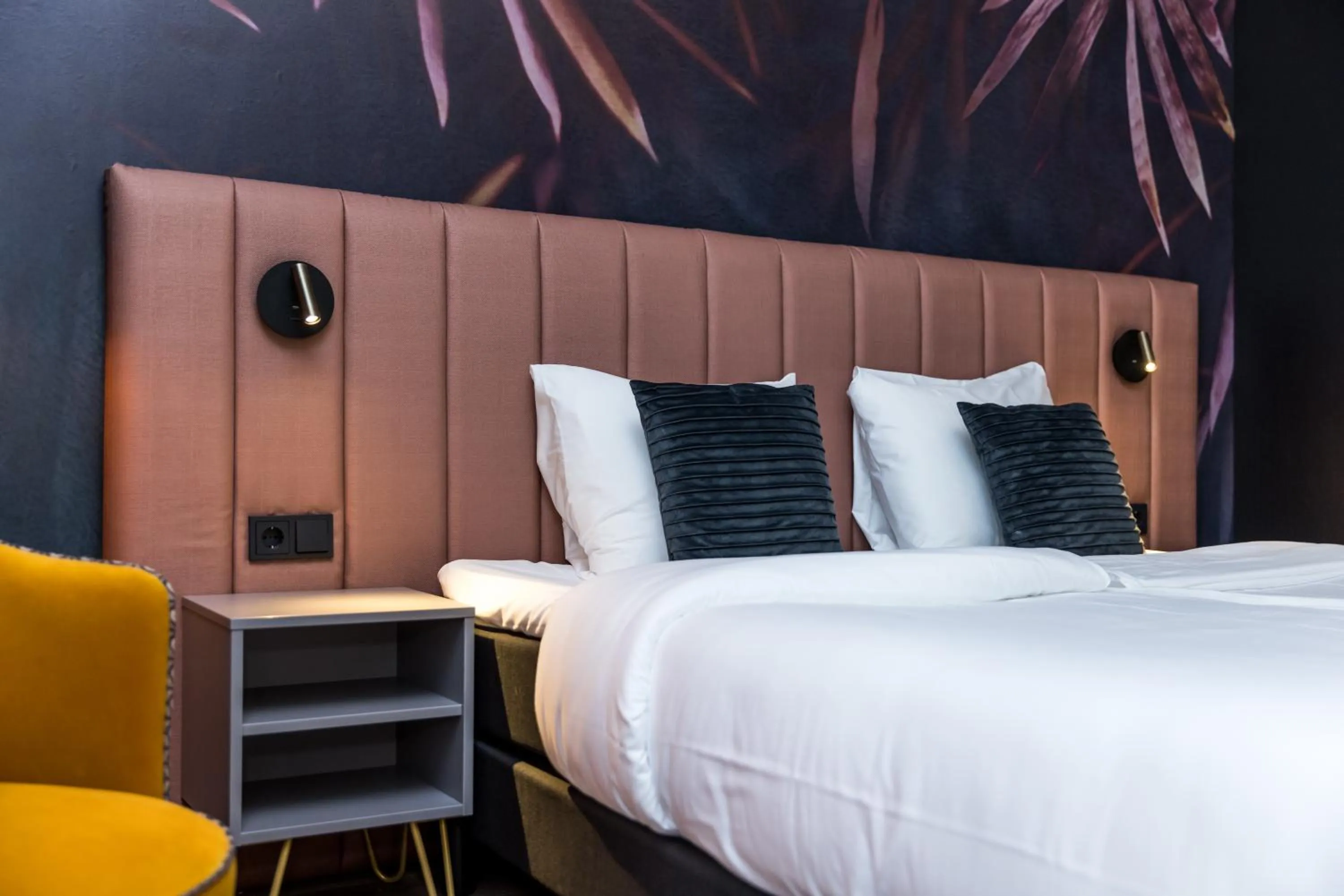 Bedroom, Bed in MERICI Hotel Sittard